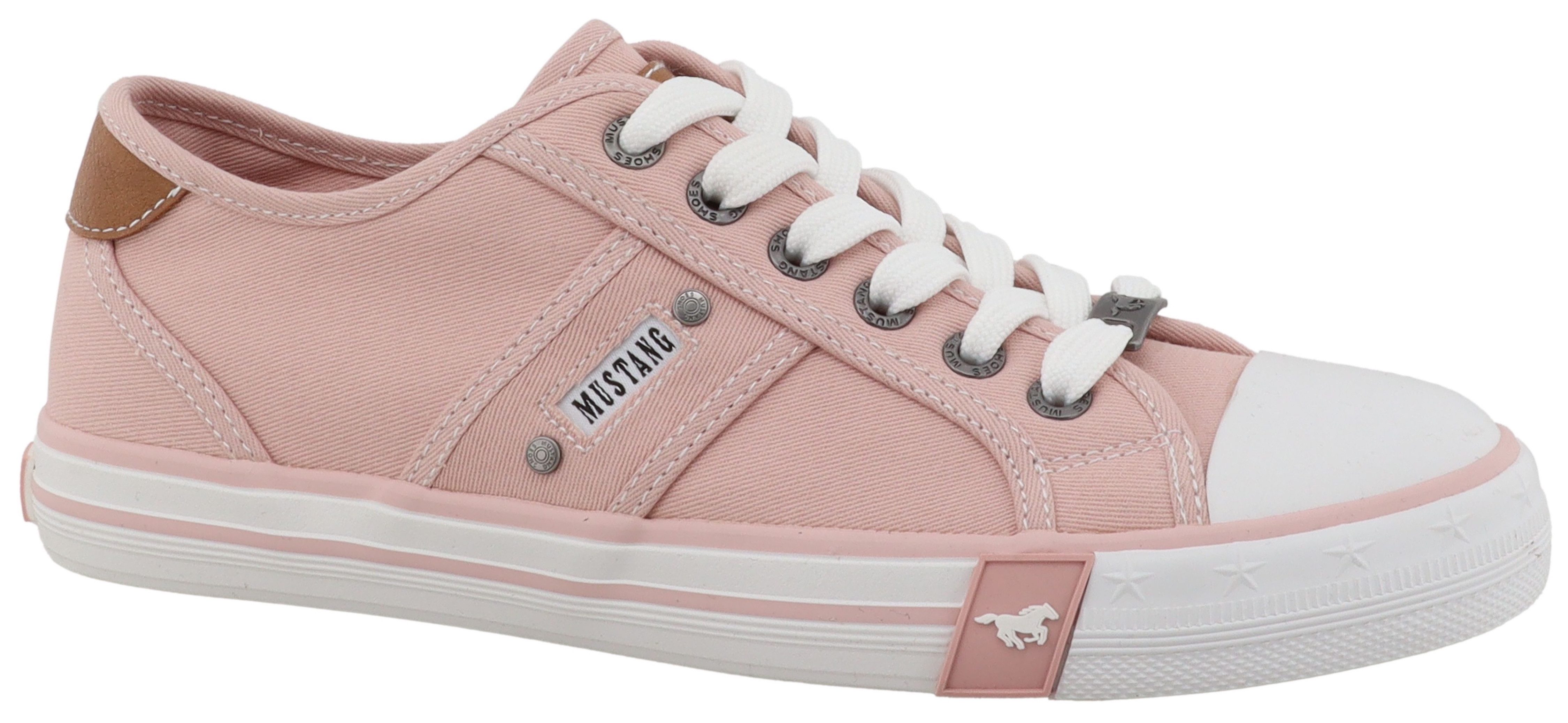 Mustang Shoes Winona Sneaker Freizeitschuh, Halbschuh, Schnürschuh mit seitlichem Logoschriftzug