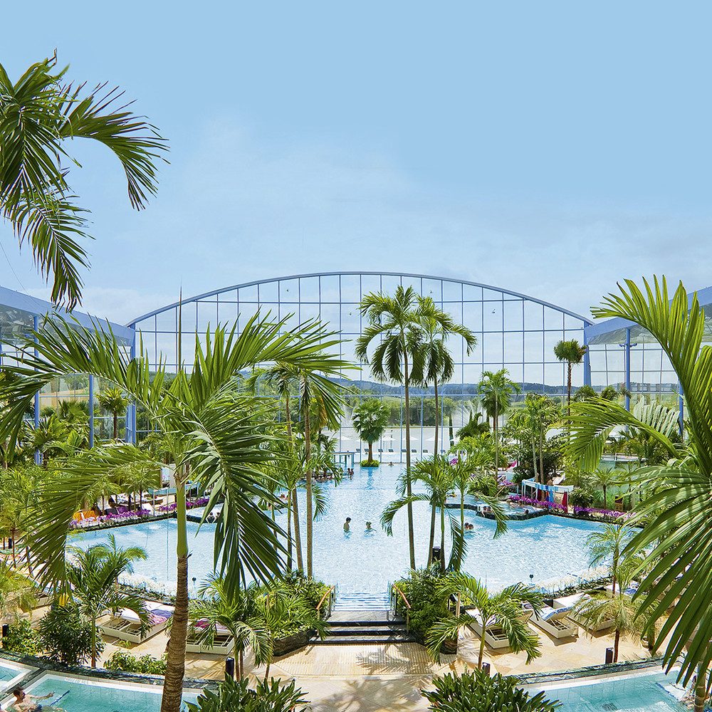 Jochen Schweizer Erlebnisgutschein Wellnessurlaub mit Therme Sinsheim für 2 (1 Nacht), Wellnessurlaub in der Therme Sinsheim genießen