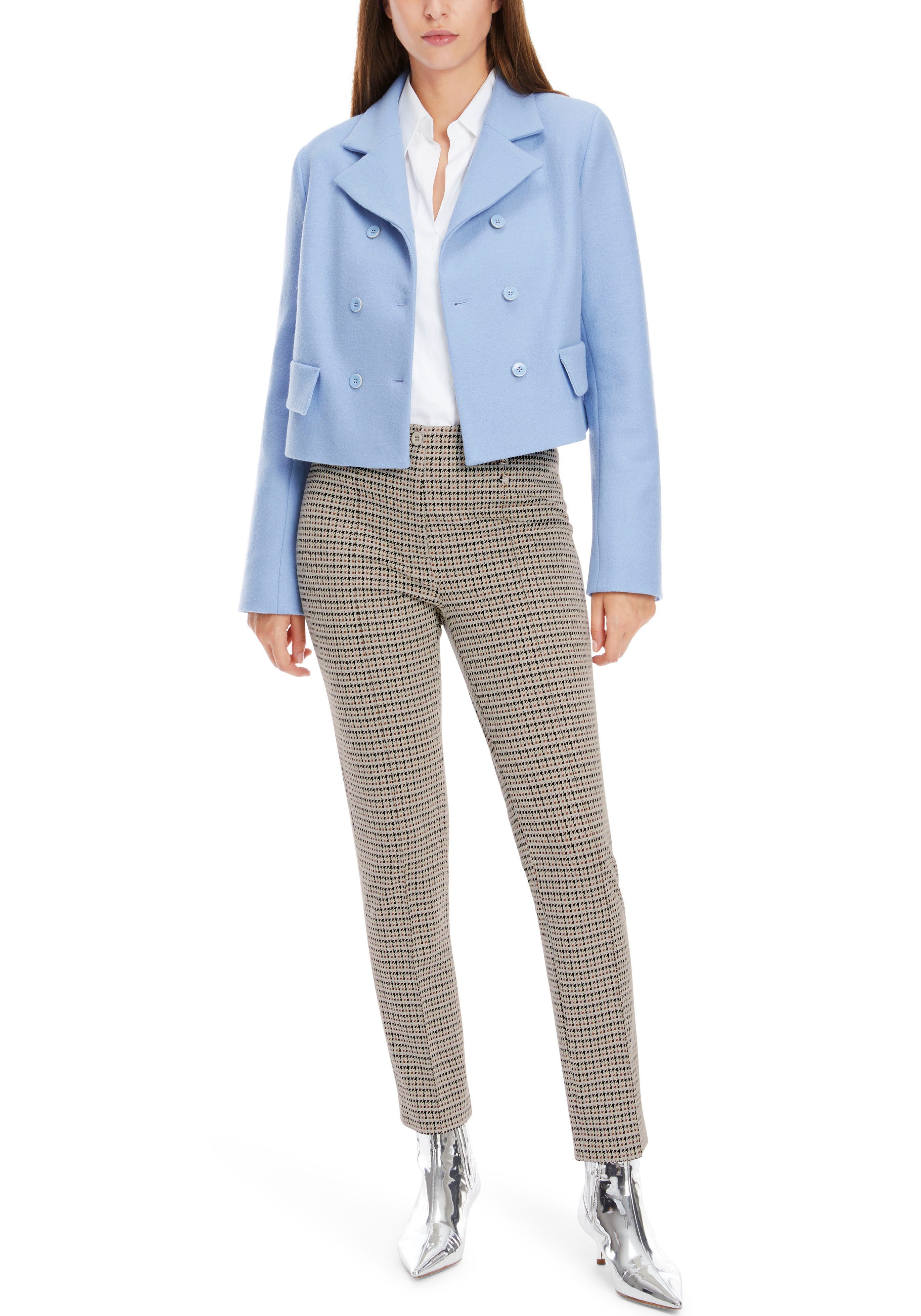 Marc Cain Stoffhose Sixties-Attitude über die abgesteppte Bugfalte und das Retro-Karo Modell SYDNEY - schmale Hose in Karo