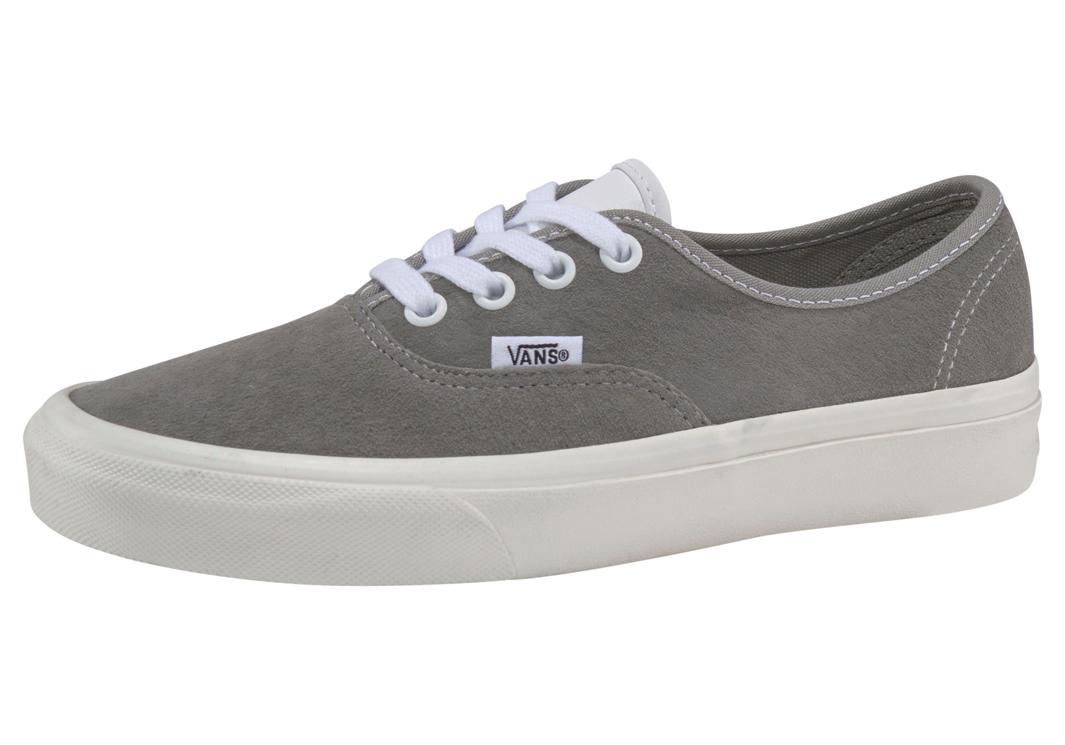 vans low top authentic