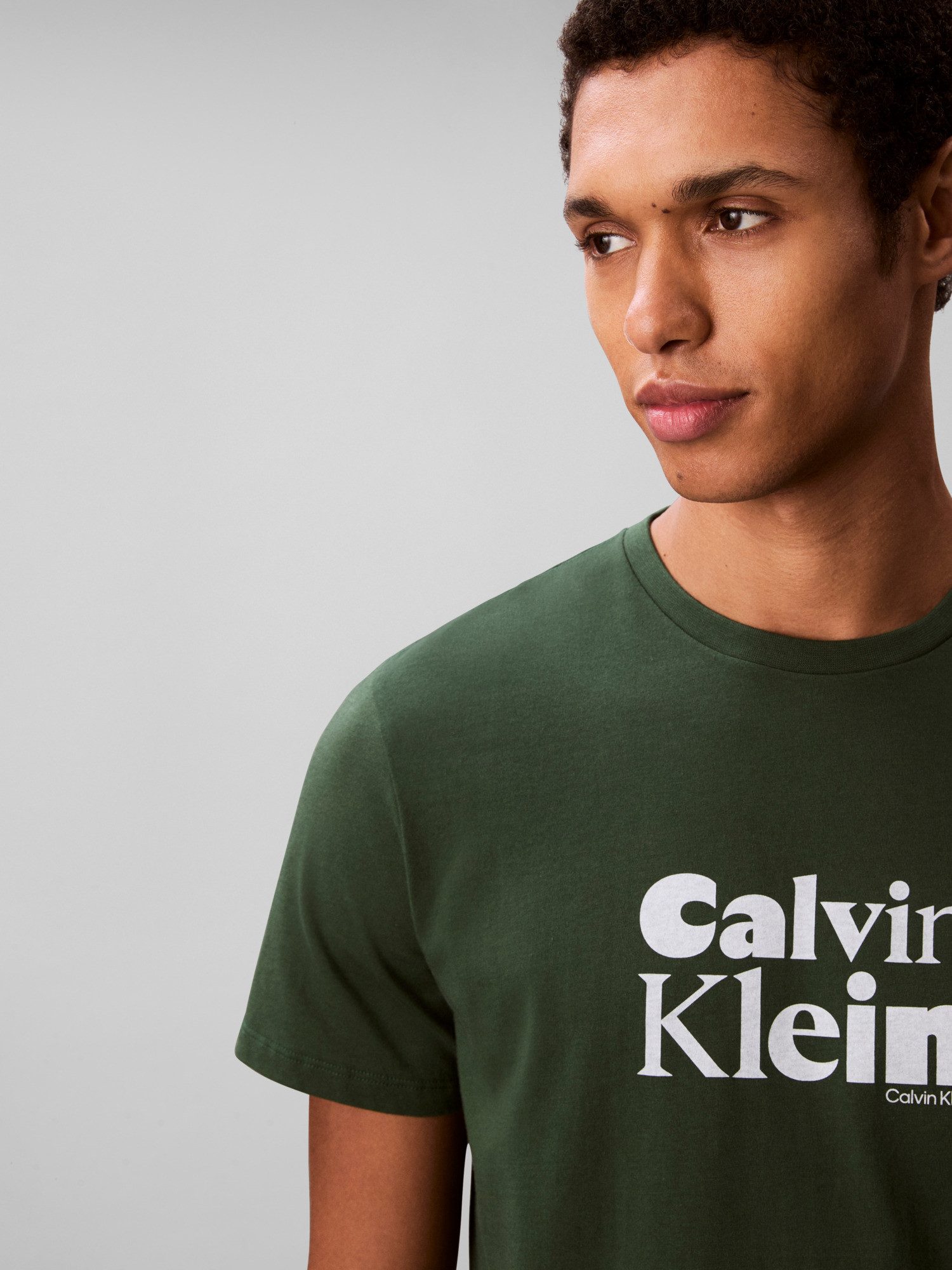 Calvin Klein T-Shirt SS 30S EU CALVIN KLEIN BOLD GRAP Mit Rundhalsausschnit günstig online kaufen