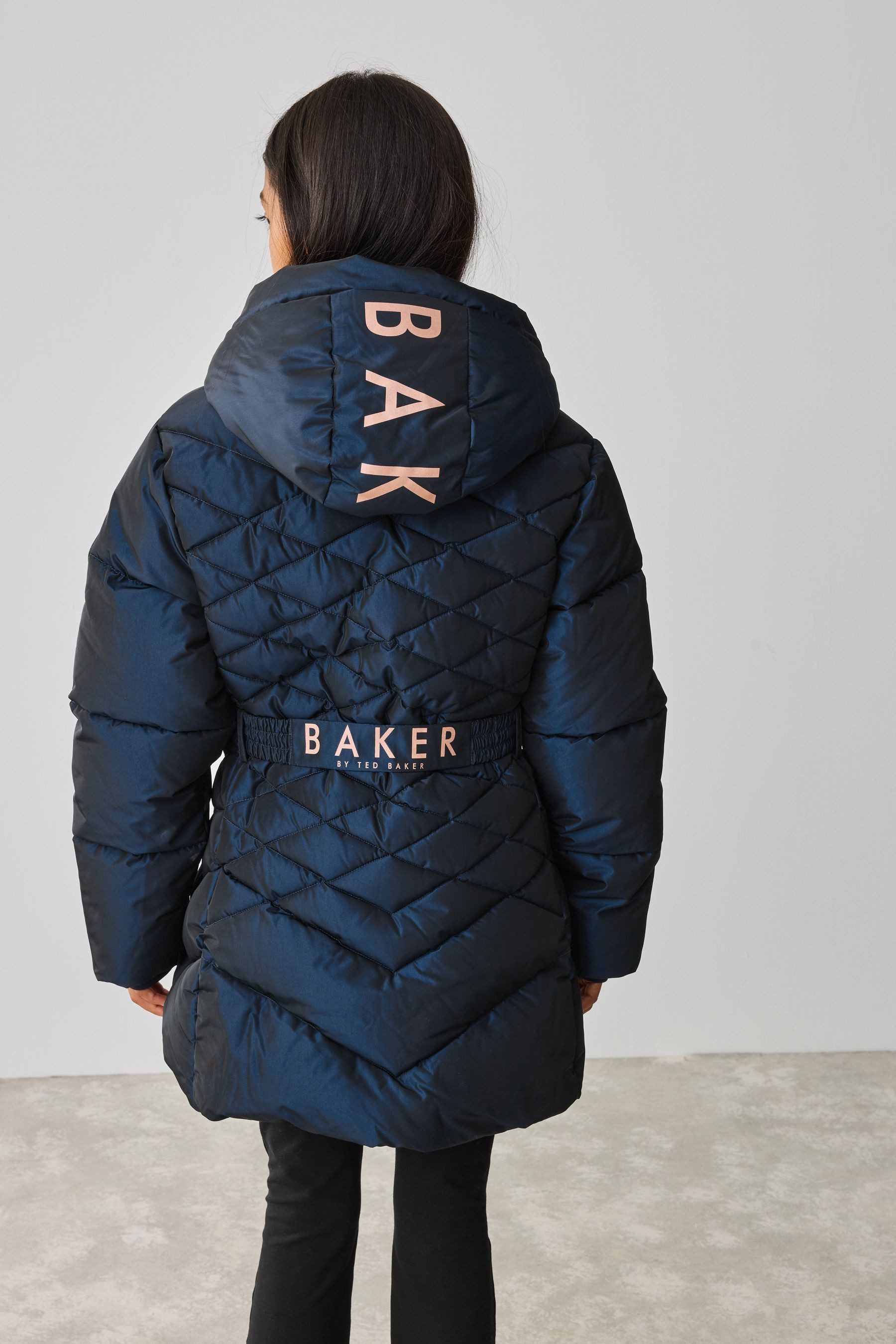 Baker by Ted Baker Steppmantel Baker by Ted Baker Wasserabweisender Steppmantel (1-tlg)