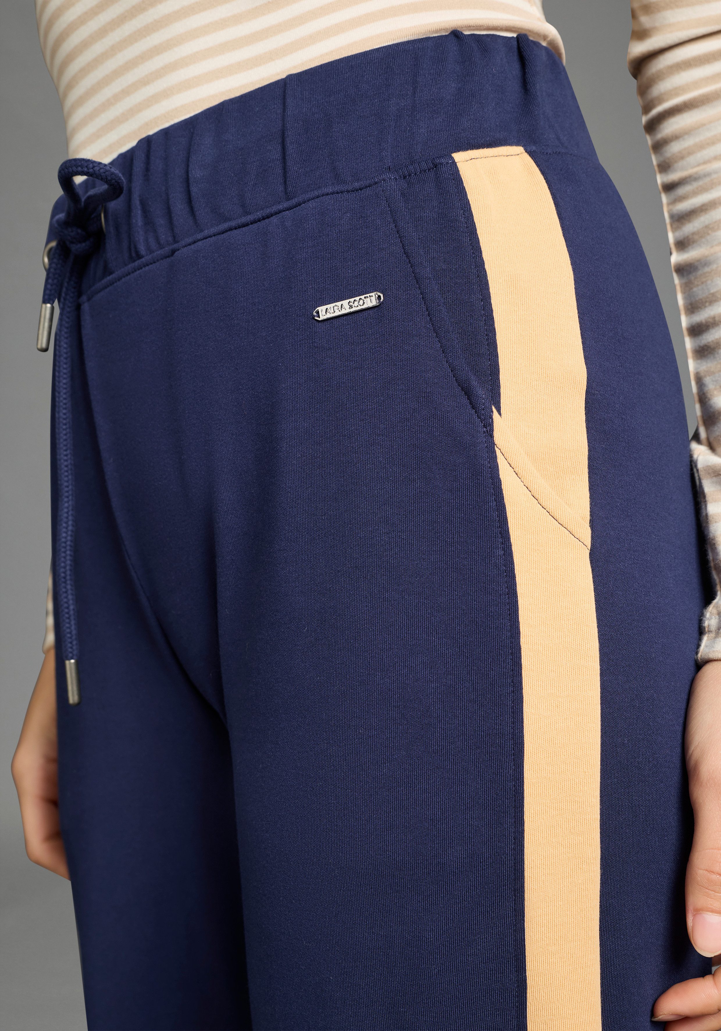Laura Scott Jerseyhose ausgestellte Passform, innenliegender Gummizug am Bund