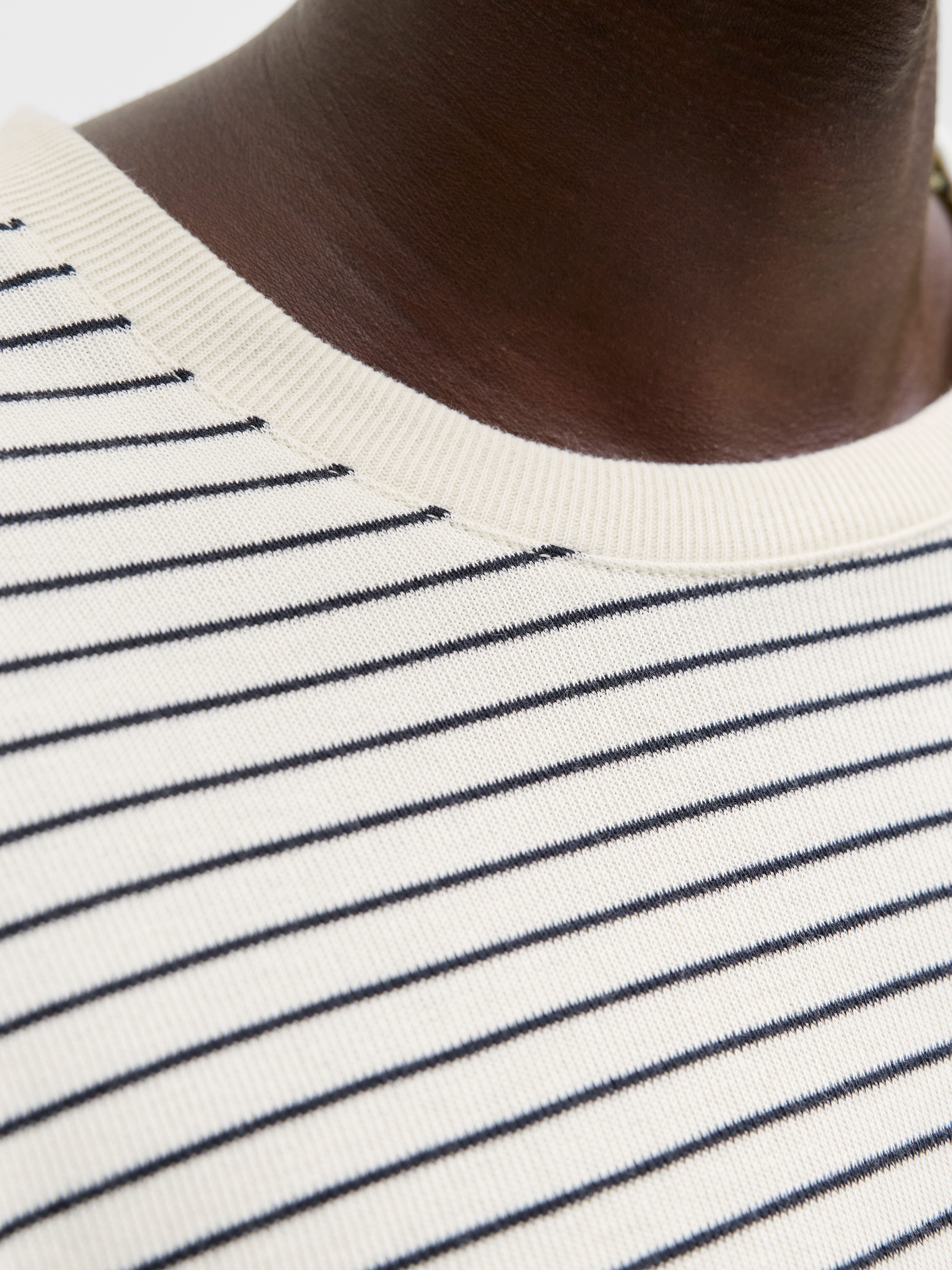 Jack & Jones Rundhalsshirt JJEDOVER STRIPED TEE SS CREW NECK SN mit Streifendesign – Bild 4 von 5