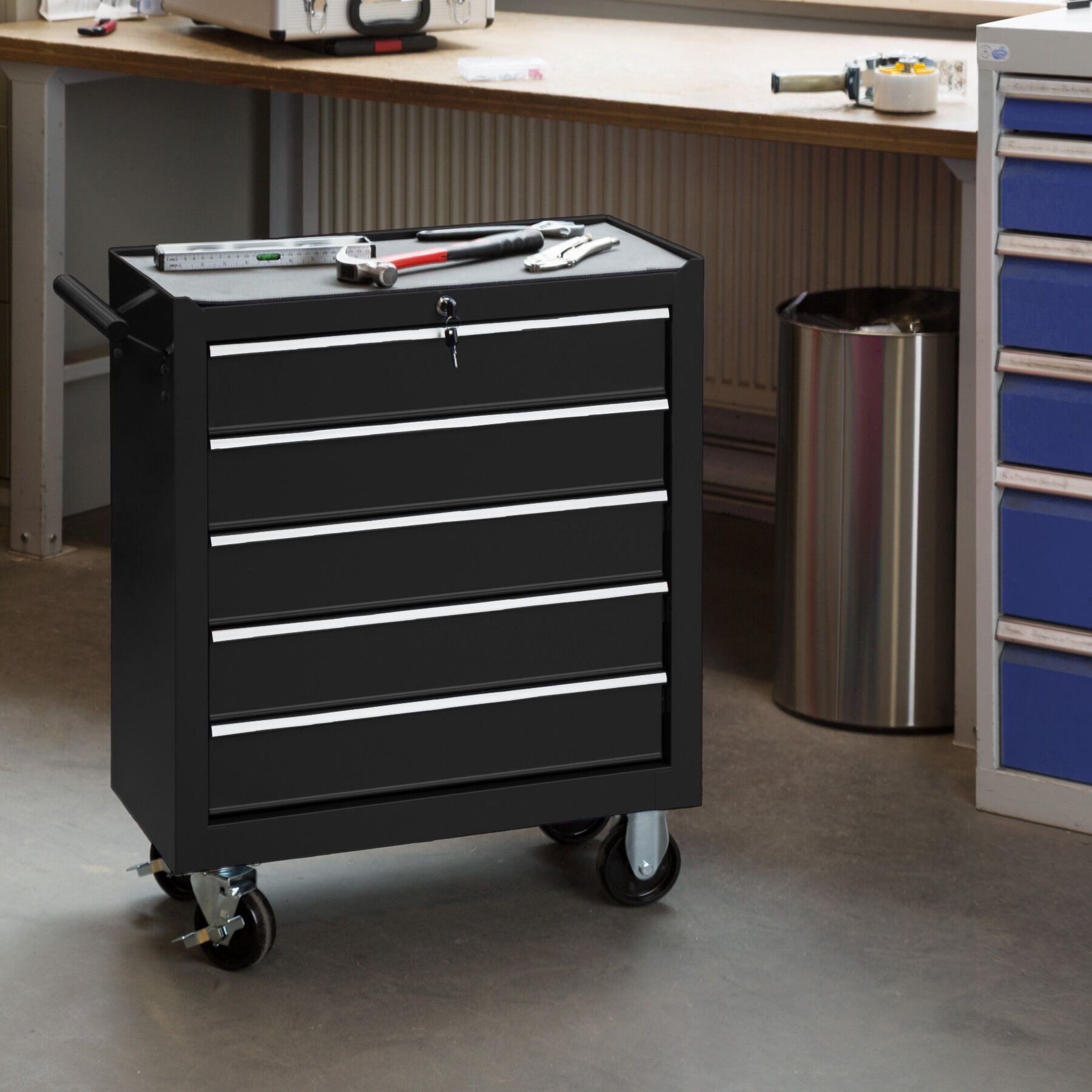 tectake Werkzeugwagen Werkstattwagen, Belastbarkeit 150 kg, zentrale, schwarz, (Werkzeugkoffer leer, in schwarz), 5 kugelgelagerte Schubladen mit Antirutschmatten, Rollen Ø 100 mm