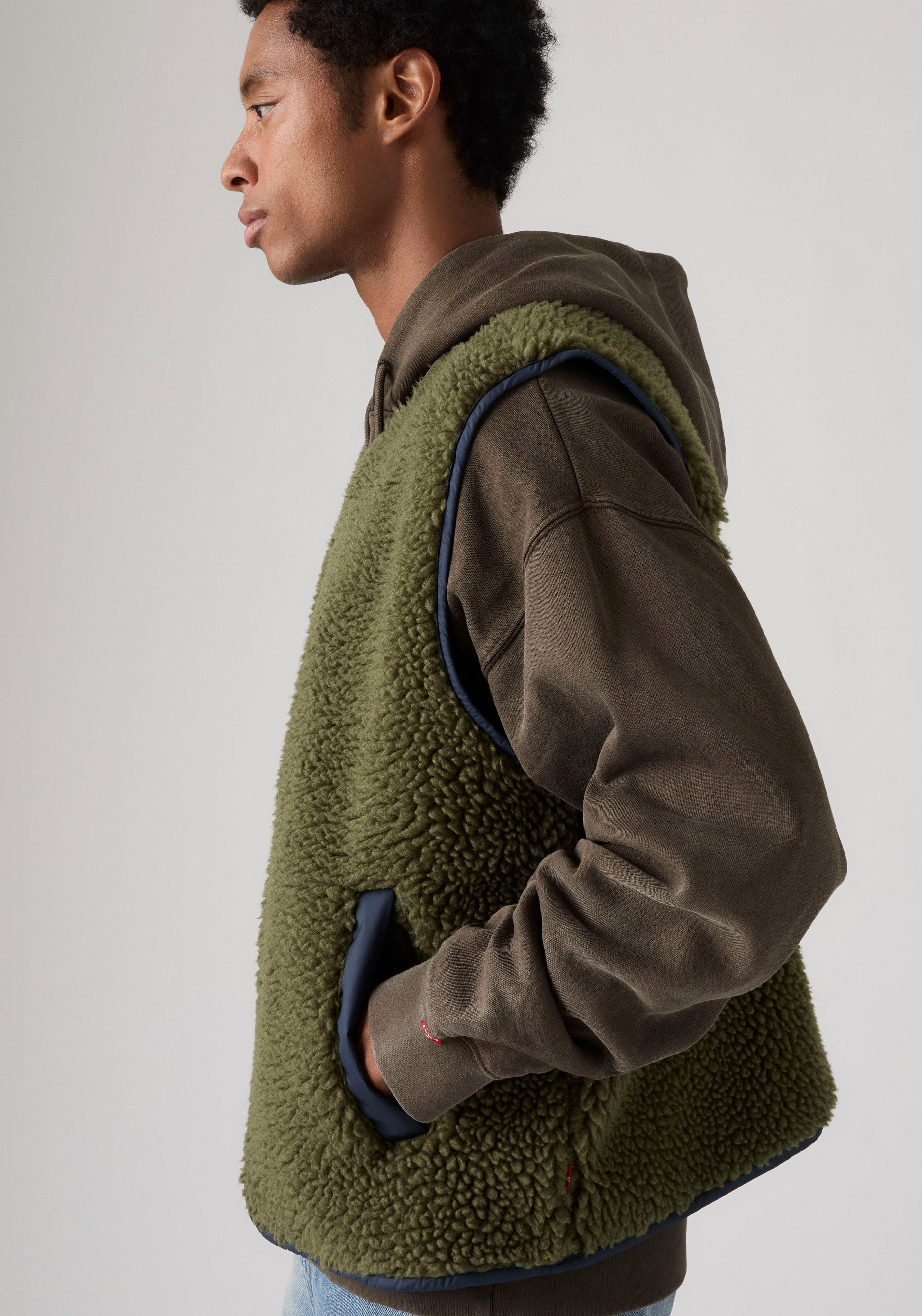 Levi's® Plüschweste SEACLIFF SHERPA VEST Bequeme Passform, praktischer Reißverschluss