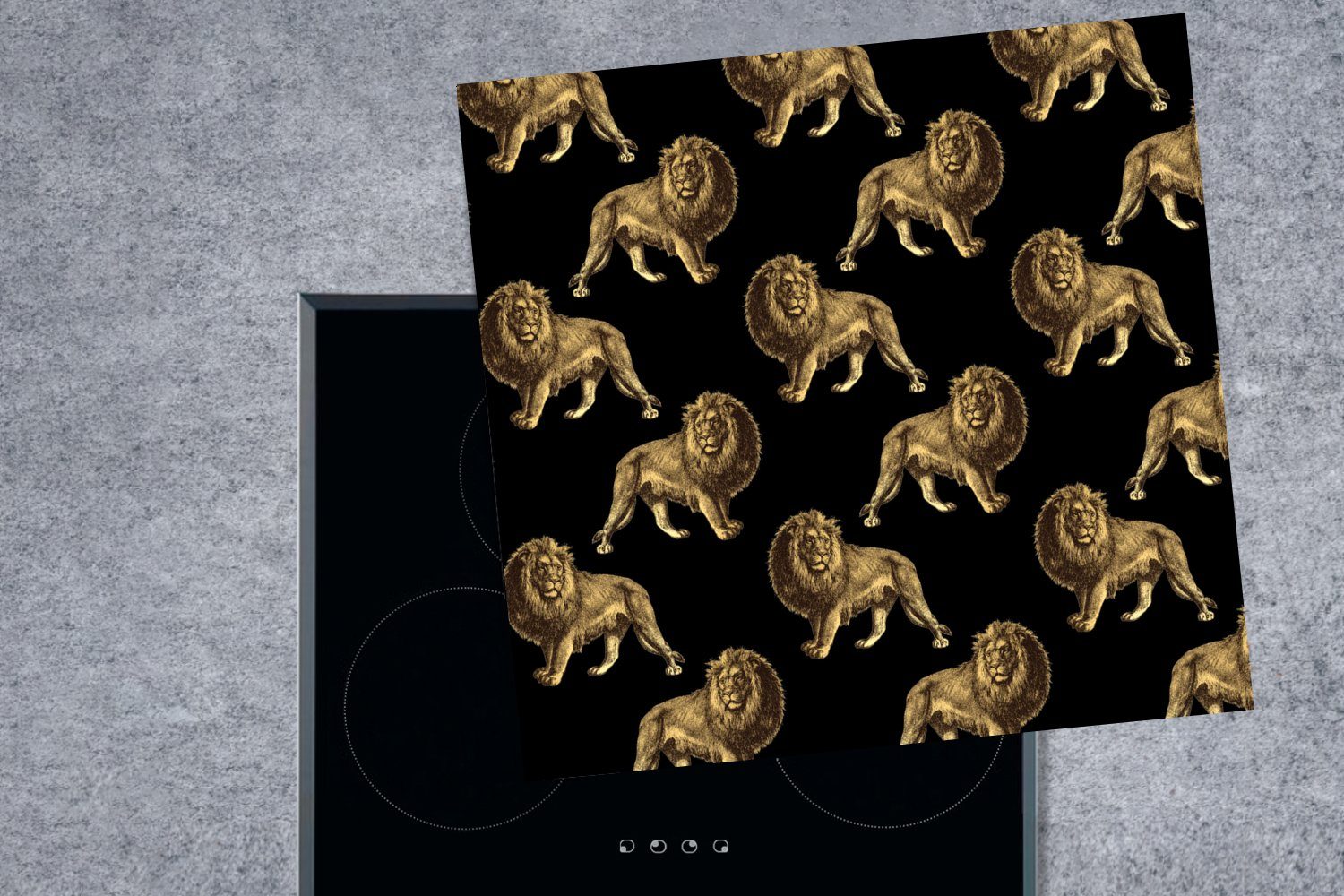 Vinyl, - küche Herdblende-/Abdeckplatte MuchoWow Muster tlg), für Gold 78x78 Ceranfeldabdeckung, cm, Löwe - Schwarz, (1 Arbeitsplatte -