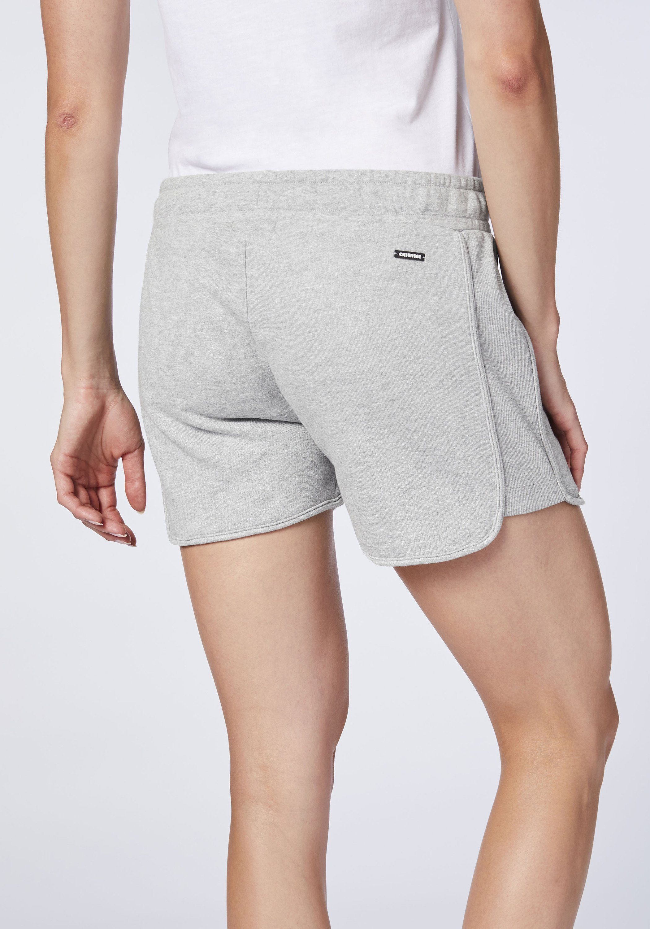 Chiemsee Sweatshorts Sweat-Shorts mit breitem Bund Neutral Gray 1 Melange