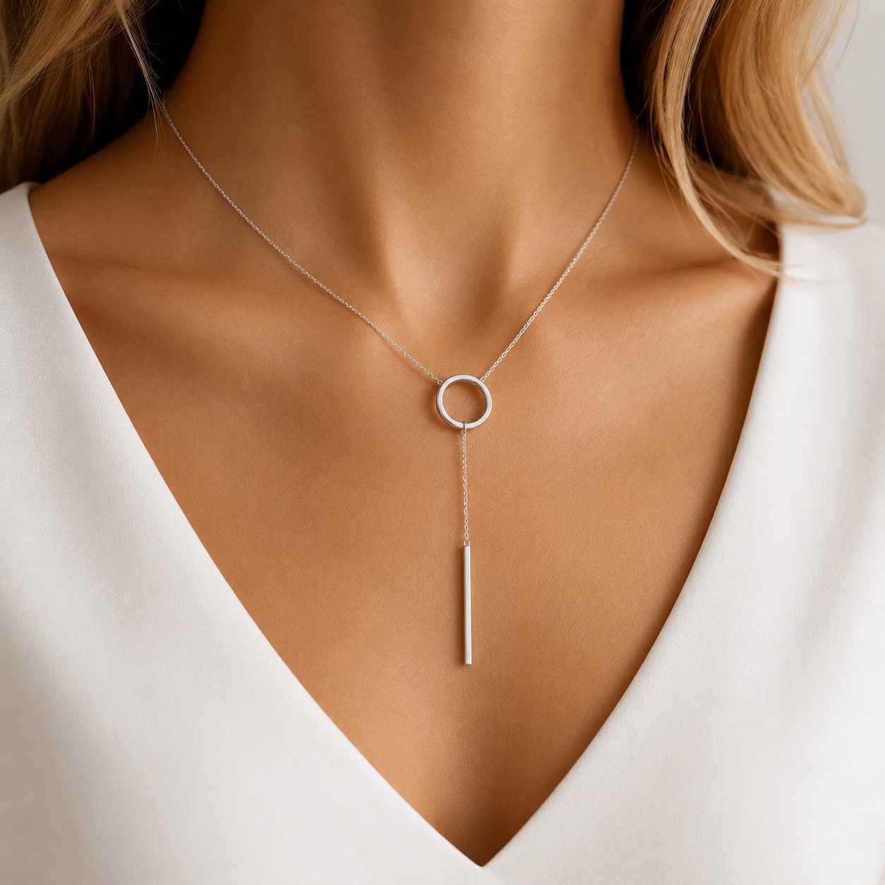 XCOAST Edelstahlkette Elegante Damen Glow Silber Halskette (1-tlg), langlebiger Schmuck, rostfrei, Schmuck Geschenk Damen