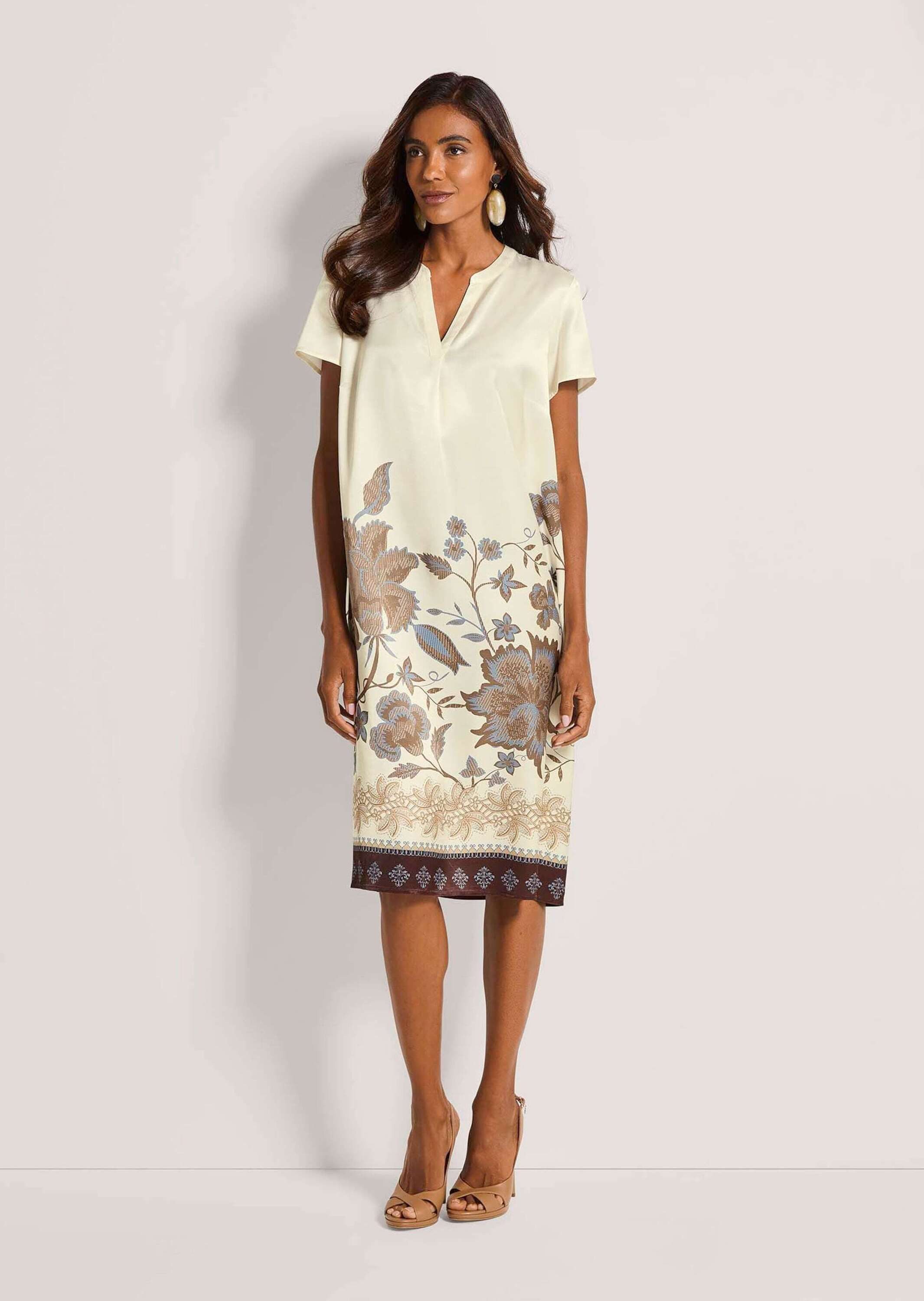 MADELEINE Druckkleid Viskosekleid mit floralem Muster Blumenkleid mit Rundh günstig online kaufen