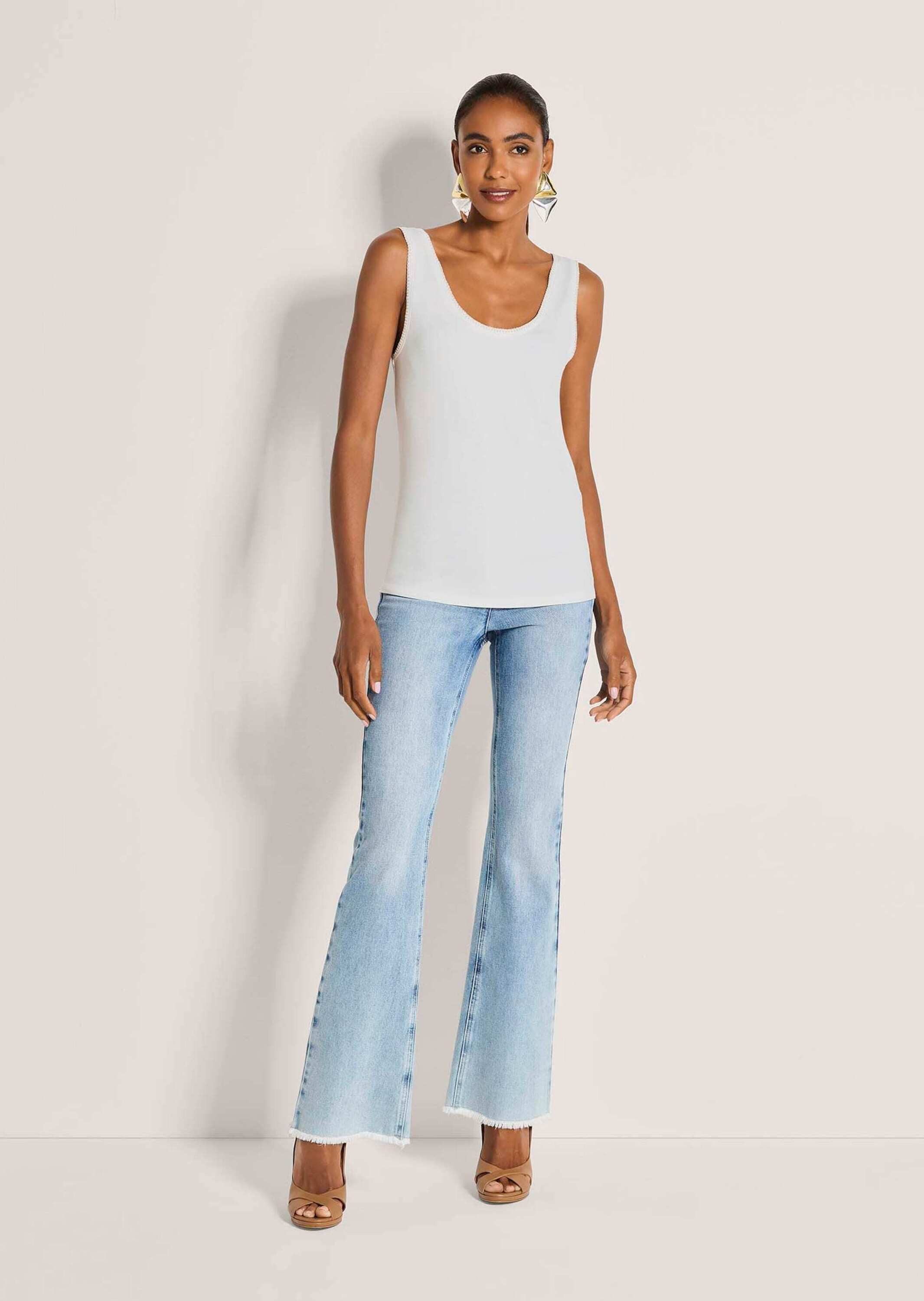 MADELEINE Shirttop Elegantes Jerseytop mit Glanzakzenten Viskosetop mit breiten Trägern und V-Ausschnitt