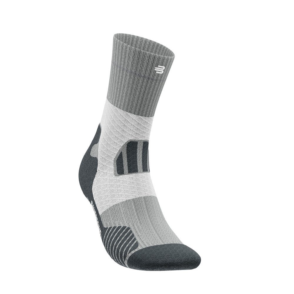 Bauerfeind Laufsocken Trail Run Compression Socks mit Air Channel Sole, atmungsaktiv, rutschfest im Schuh