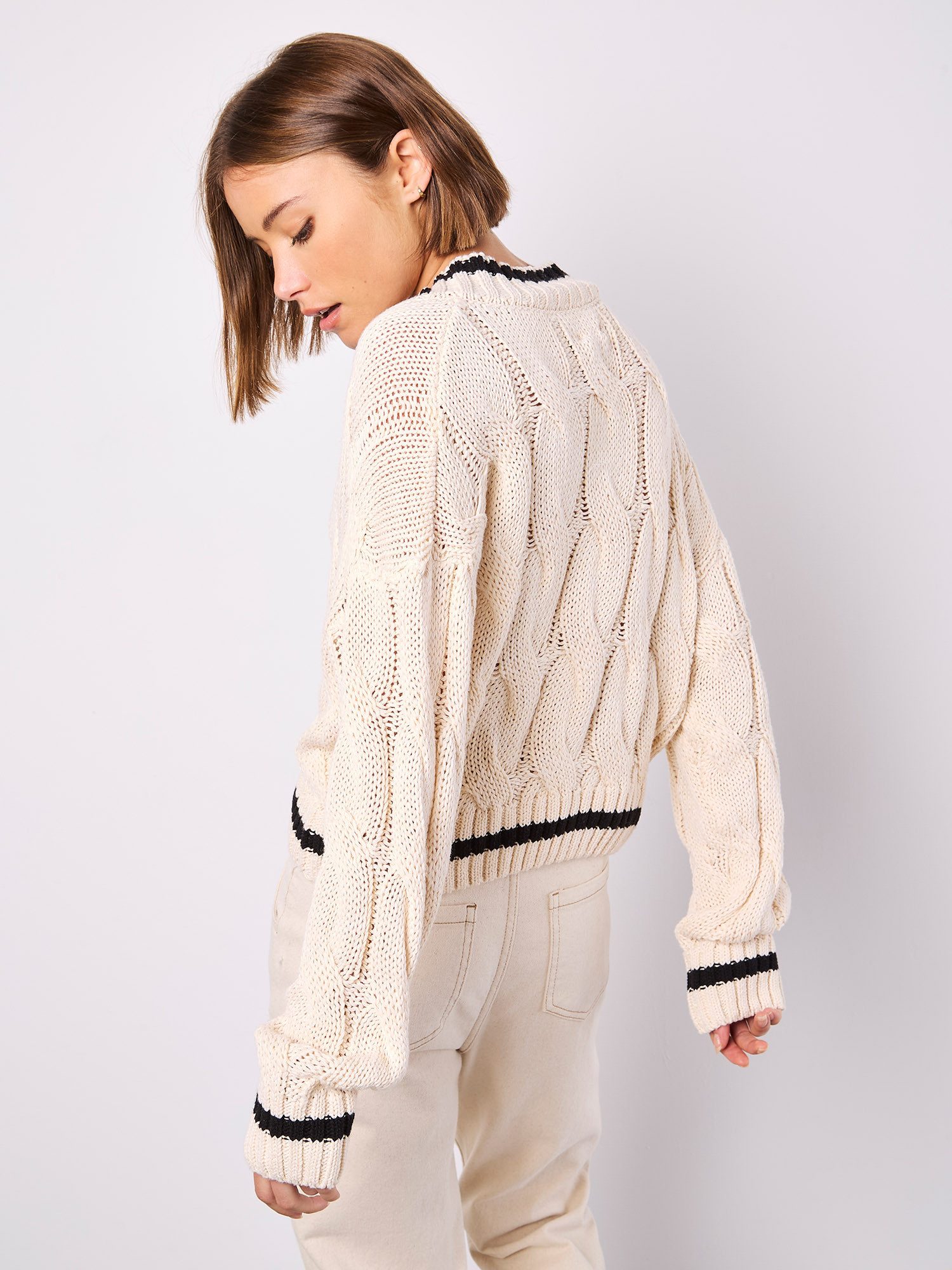 Apricot Strickpullover Zopfstrick Pullover mit Kontrastbündchen