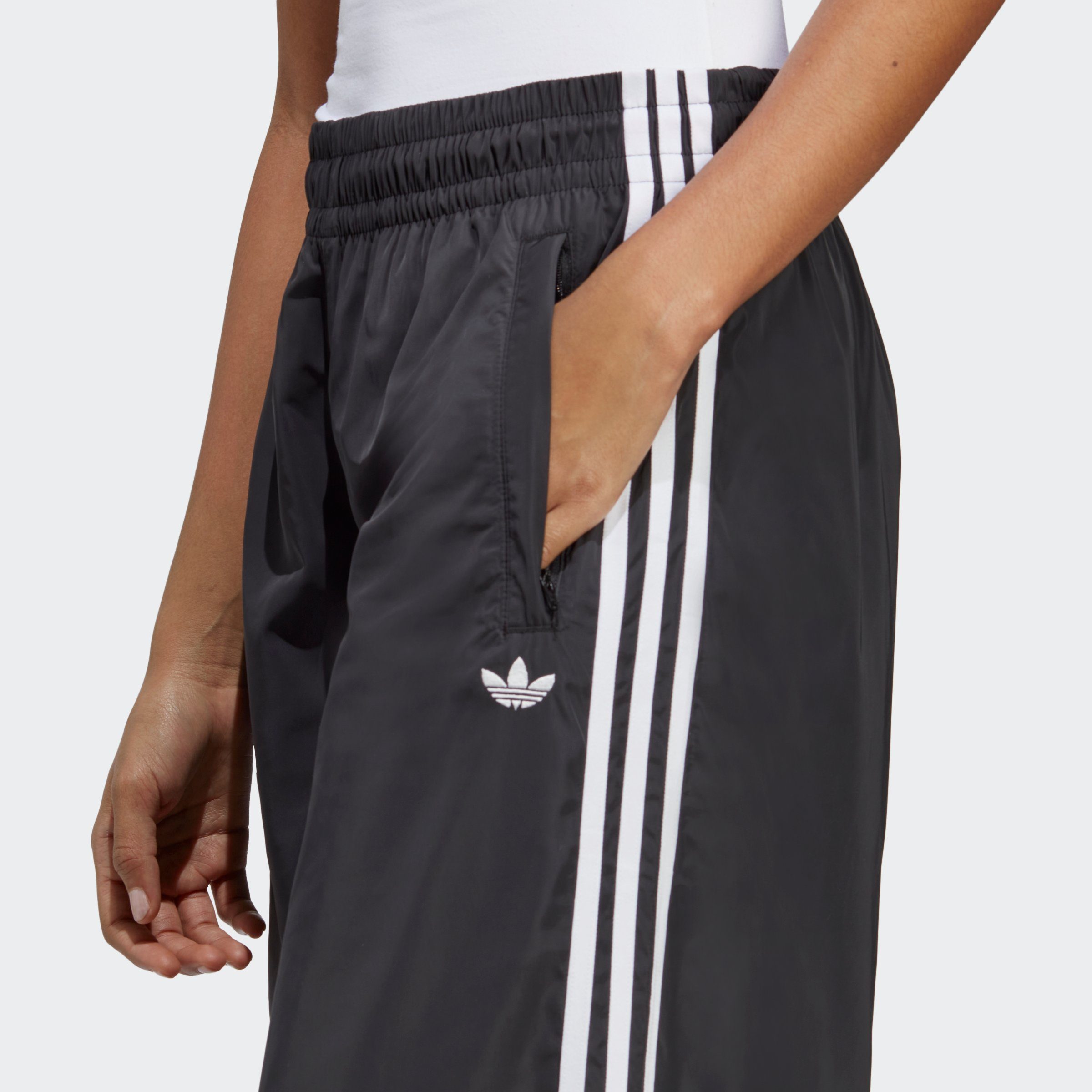 Sporthose OVERSIZED Black adidas (1-tlg) Originals