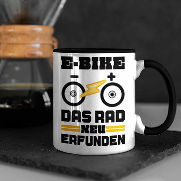 Trendation Tasse Trendation - Elektrofahrrad E-Bike Tasse mit Spruch Geschenk Ebike Lustige Geschenke Kaffeetasse Rentner Sprüche