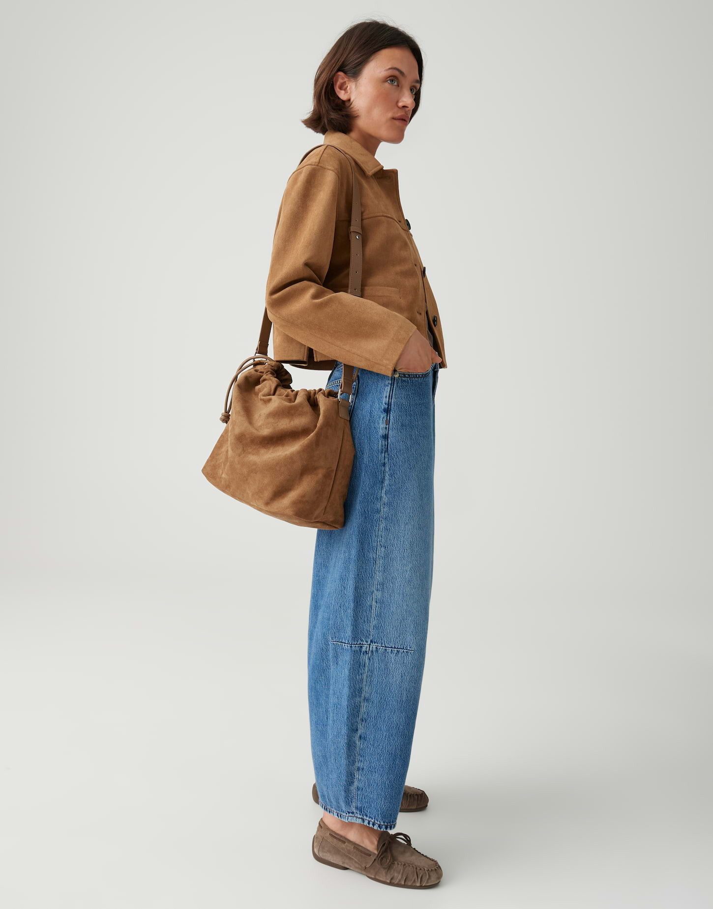 OPUS Handtasche Bucket Bag in Wildleder Optik, Vielseitig kombinierbar für casual Looks
