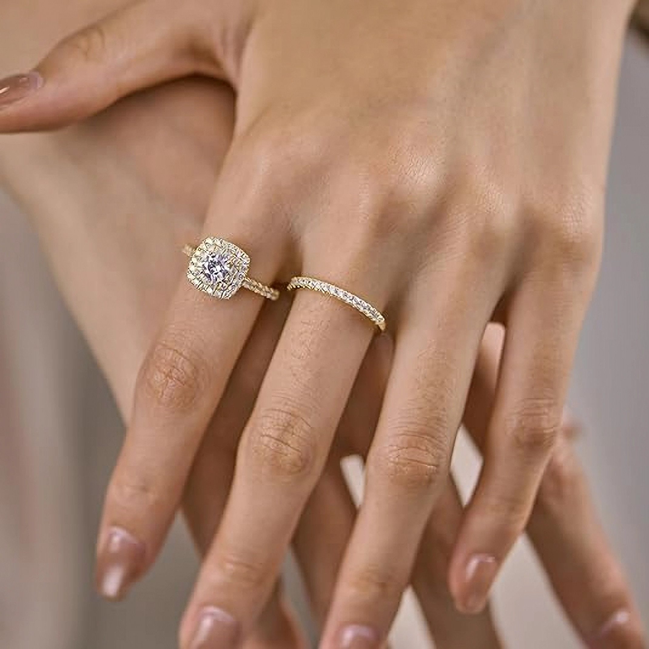 Jumpeak Verlobungsring 585 Gold Pavé-Set Rund-Schnitt 0.6ct Labordiamant-Brautring-Set, D-VS1 3EX (IGI) perfektes Geschenk für die Liebsten: Braut, Freundin