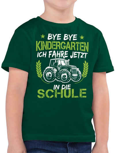 Shirtracer T-Shirt »Bye Bye Kindergarten ich fahre jetzt in die Schule Traktor Weiß Grün - Schulkind Einschulung und Schulanfang - Jungen Kinder T-Shirt« Einschulungs Geschenke Schultüte Füllung Schulranzen Schulrucksack Schule Deko