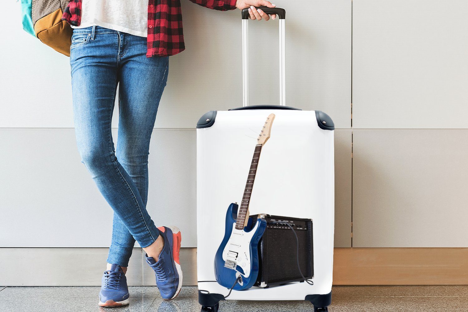 Handgepäckkoffer ist, mit an Ferien, gelehnt Reisekoffer Reisetasche für Eine Verstärker Handgepäck E-Gitarre, MuchoWow einen rollen, die Rollen, Trolley, 4