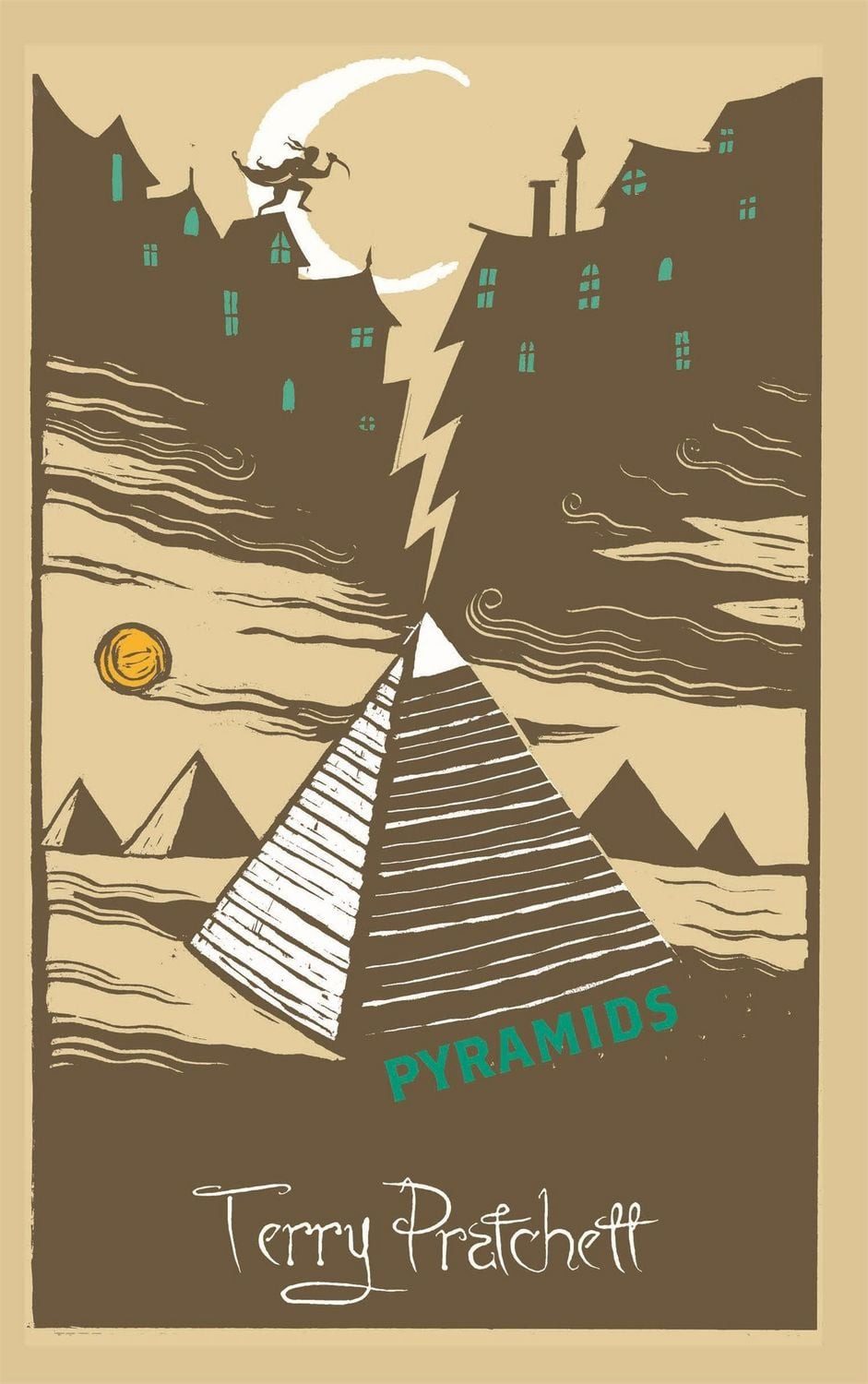Pyramids / Terry Pratchett