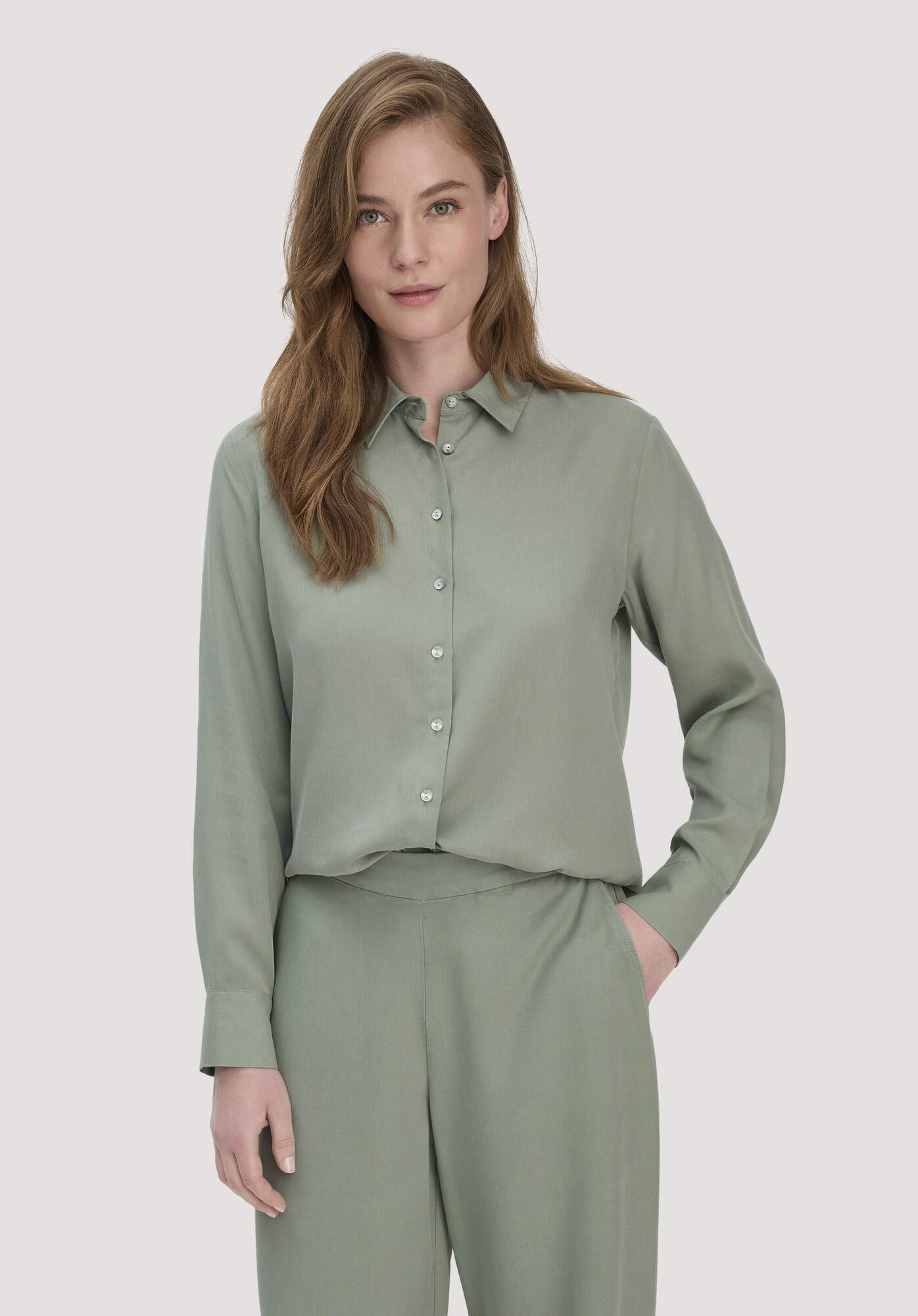 Hessnatur Klassische Bluse Relaxed aus TENCEL™ Lyocell (1-tlg)