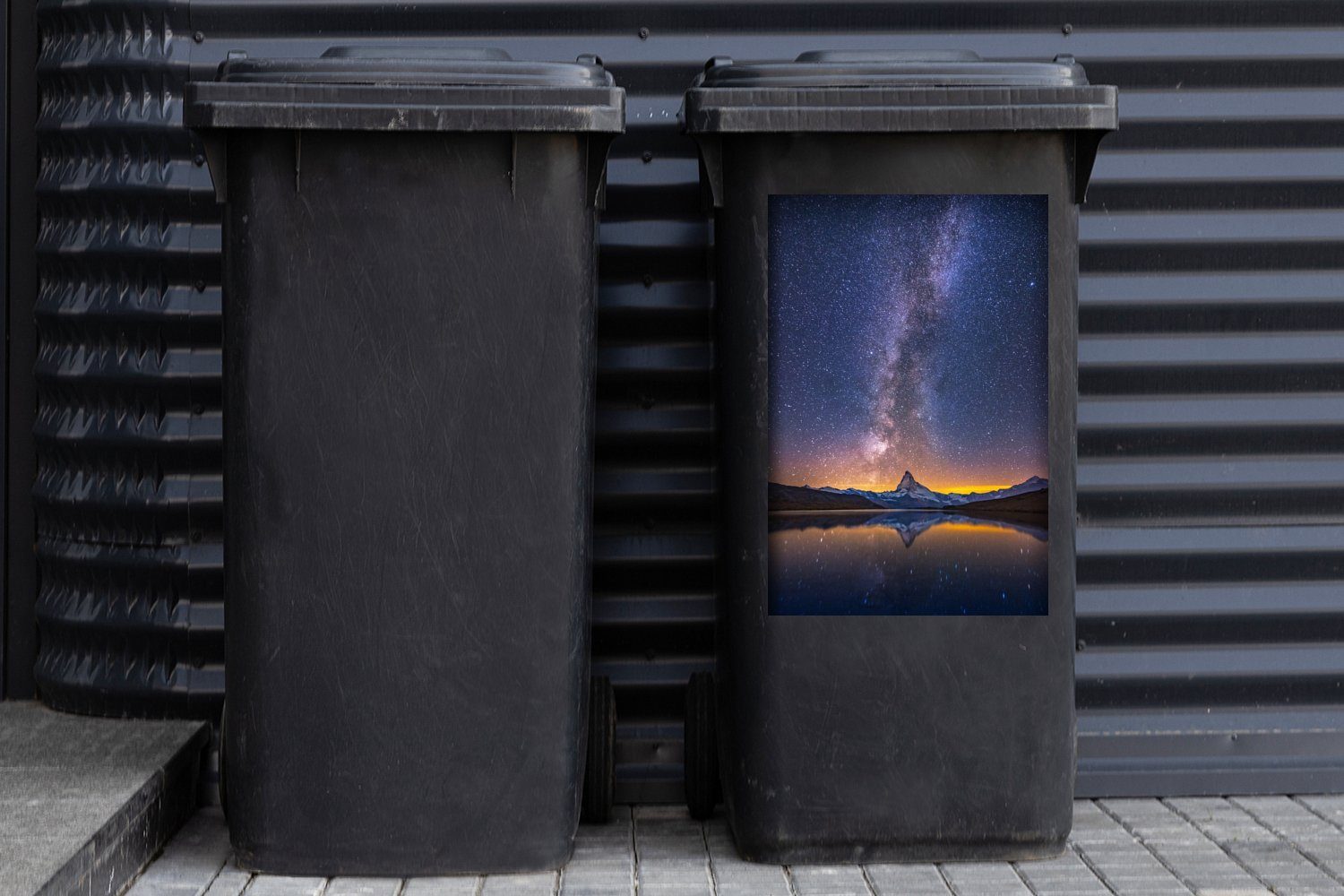 MuchoWow Wandsticker Die (1 Sonnenuntergang bei Sticker, St), Milchstraße Mülleimer-aufkleber, schönen Mülltonne, einem Abfalbehälter Container
