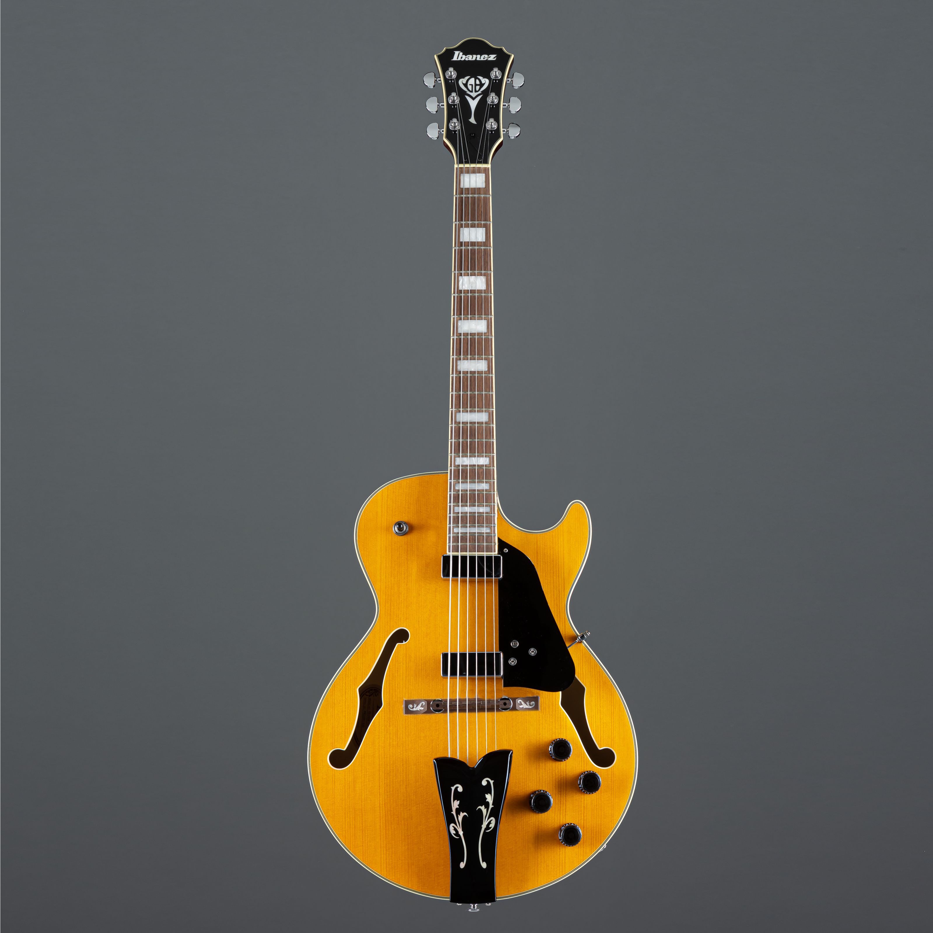 Ibanez Halbakustik-Gitarre, Halb-Akustik Gitarren, Hollow-Body Modelle, George Benson GB10EM-AA Antique Amber - Halbakustik Gitarre