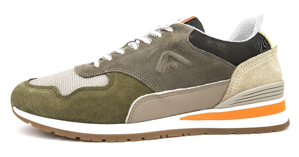 Sneaker Schnürschuh