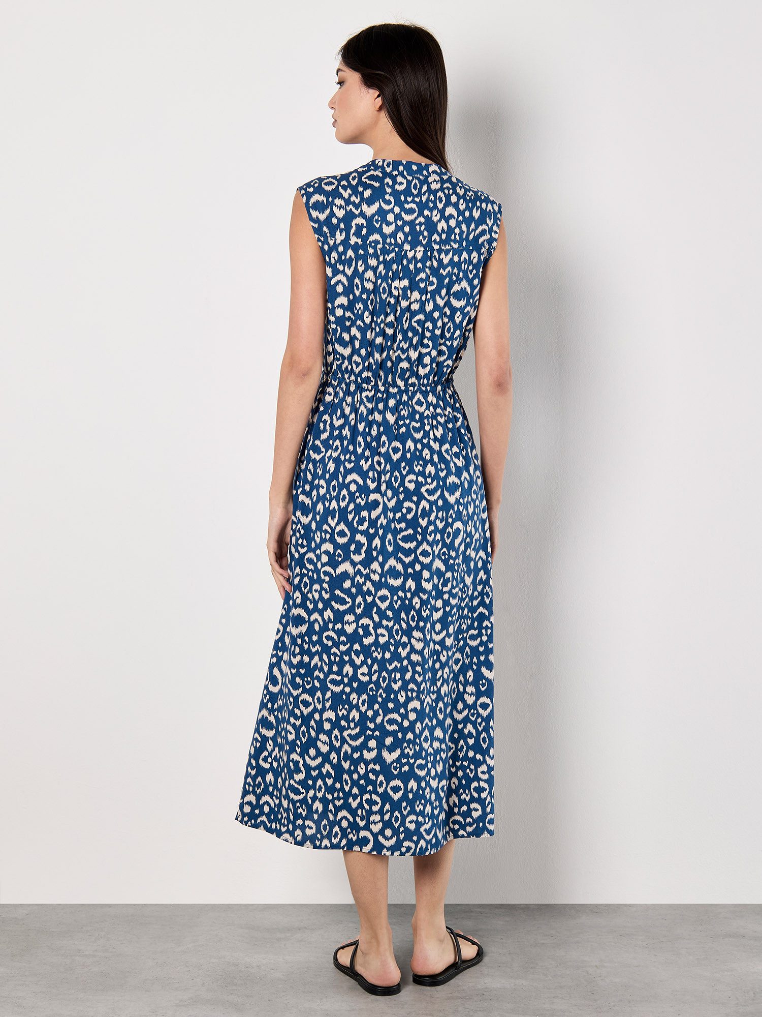 Apricot Druckkleid Midikleid (2-tlg., mit Kordel) mit Animal-Print – Bild 4 von 4