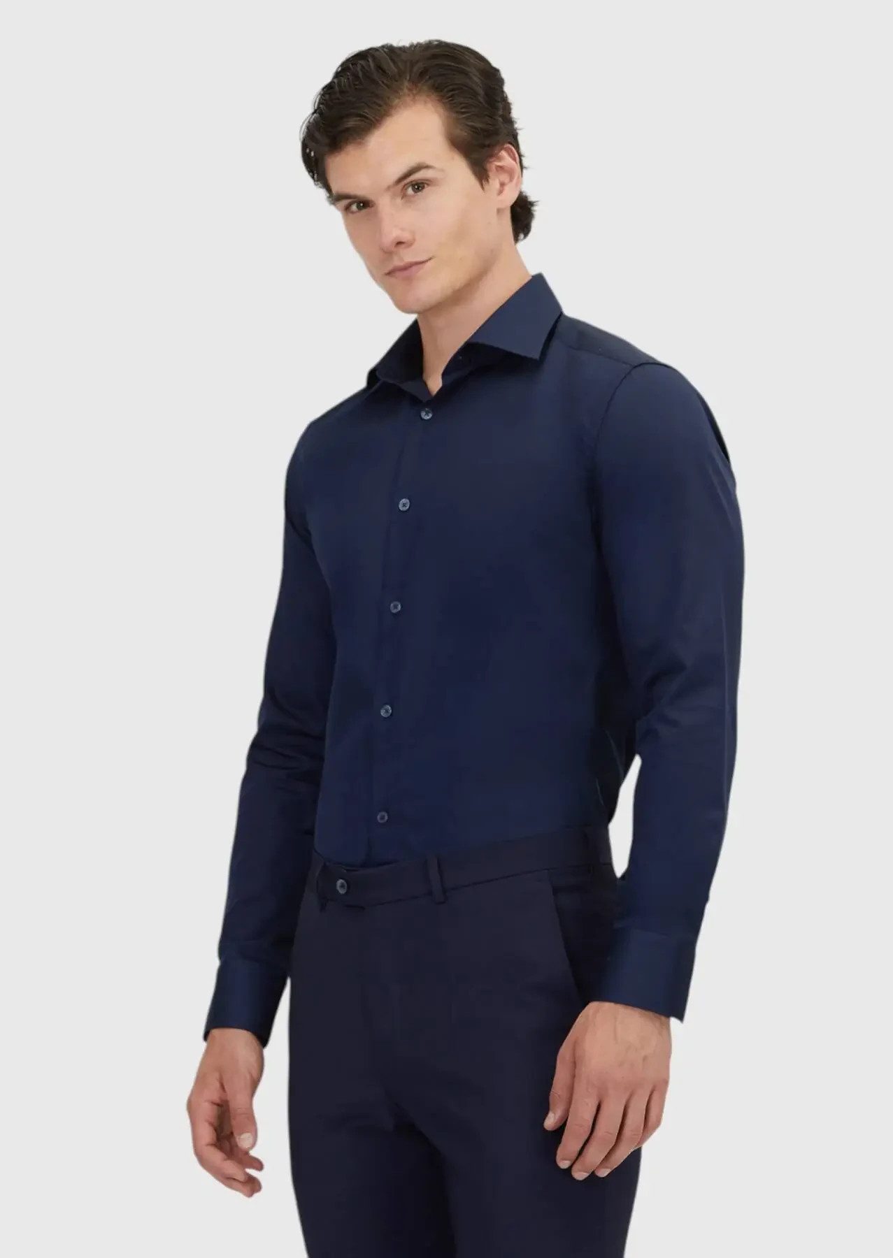 Hemdbluse Marineblaues, einfarbiges Hemd in regulärer Passform aus 100 % Baumwol