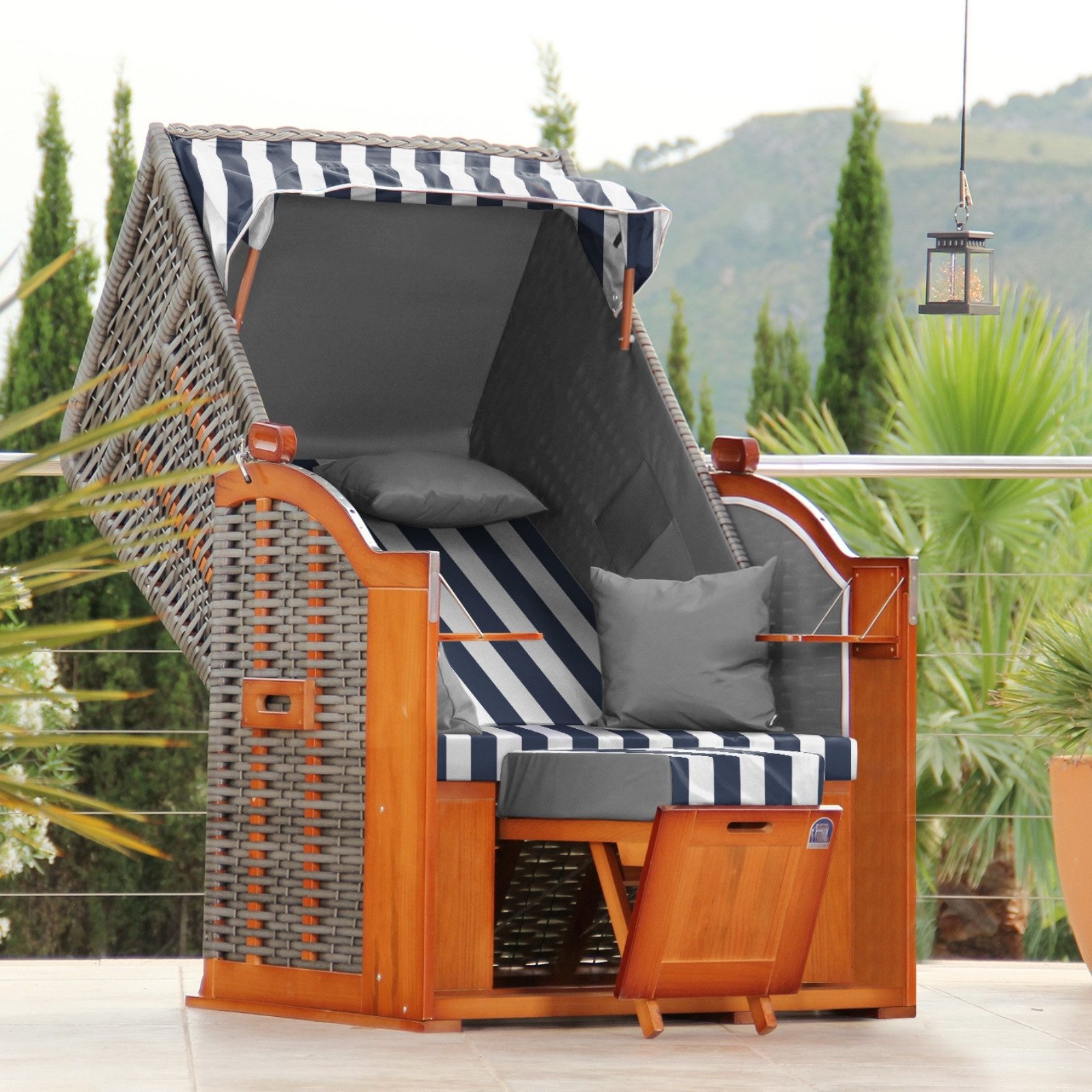 DERKORB Strandkorb Der Klassiker - 1-Sitzer, BxTxH: 100x78x166 cm, Volllieger, Ostsee-Modell DER KLASSIKER, 1-Sitzer Single, Wurf und Nackenkissen, 4 montierte Strandkorbrollen