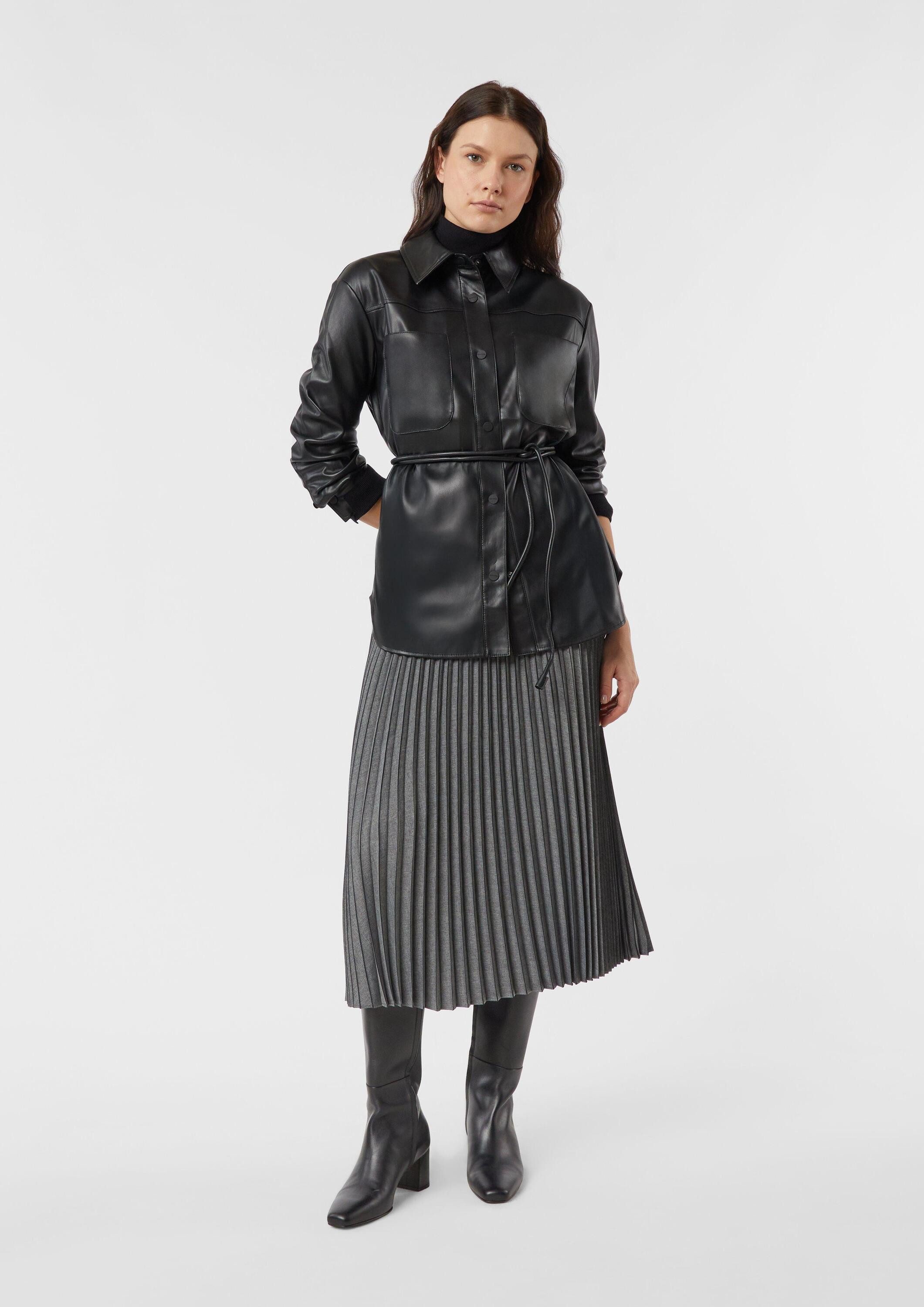 comma Funktionsjacke Indoor-Jacke Overshirt aus Kunstleder