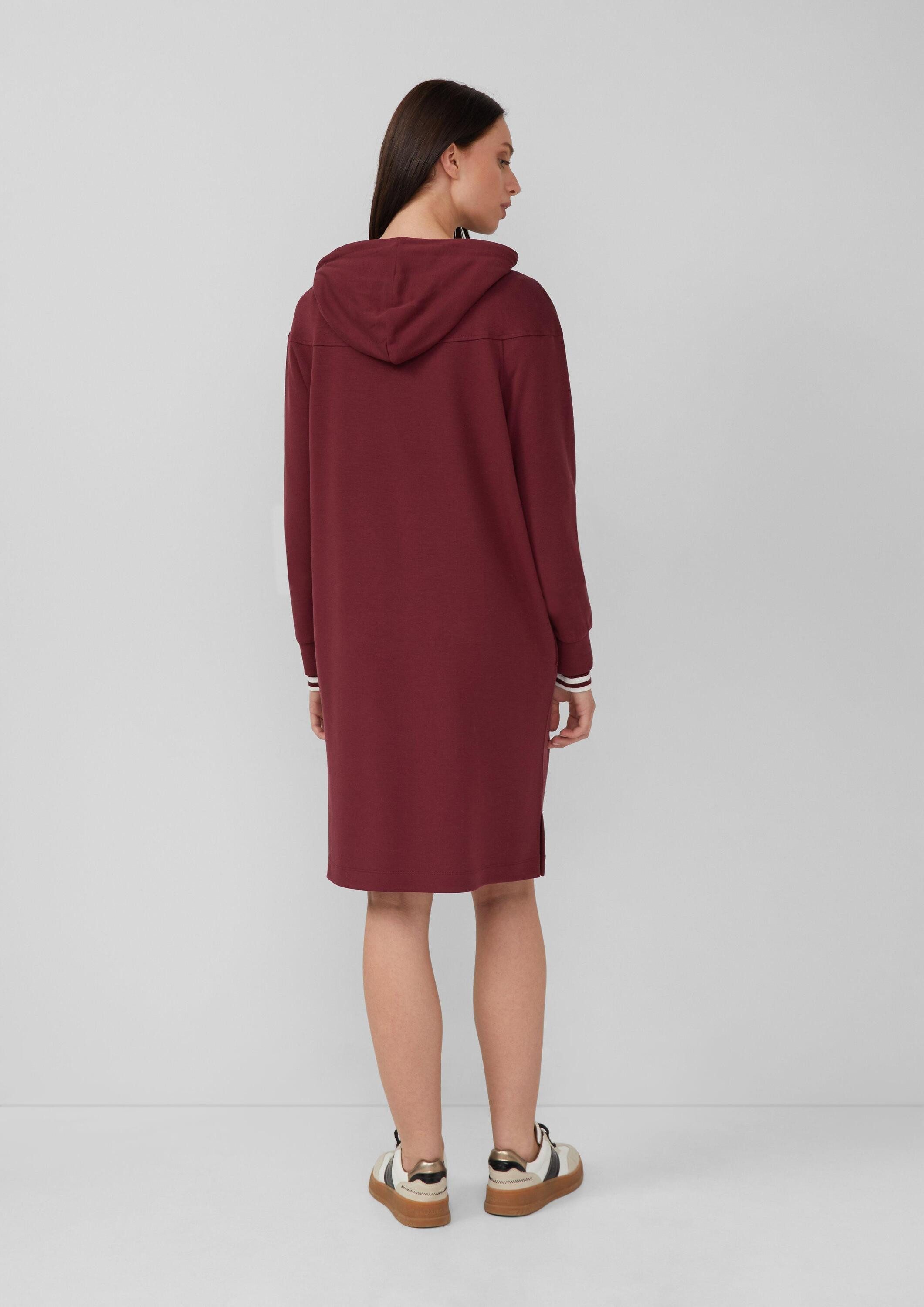 s.Oliver Midikleid Kleid Scuba-Kleid mit Eingrifftaschen und Kapuze