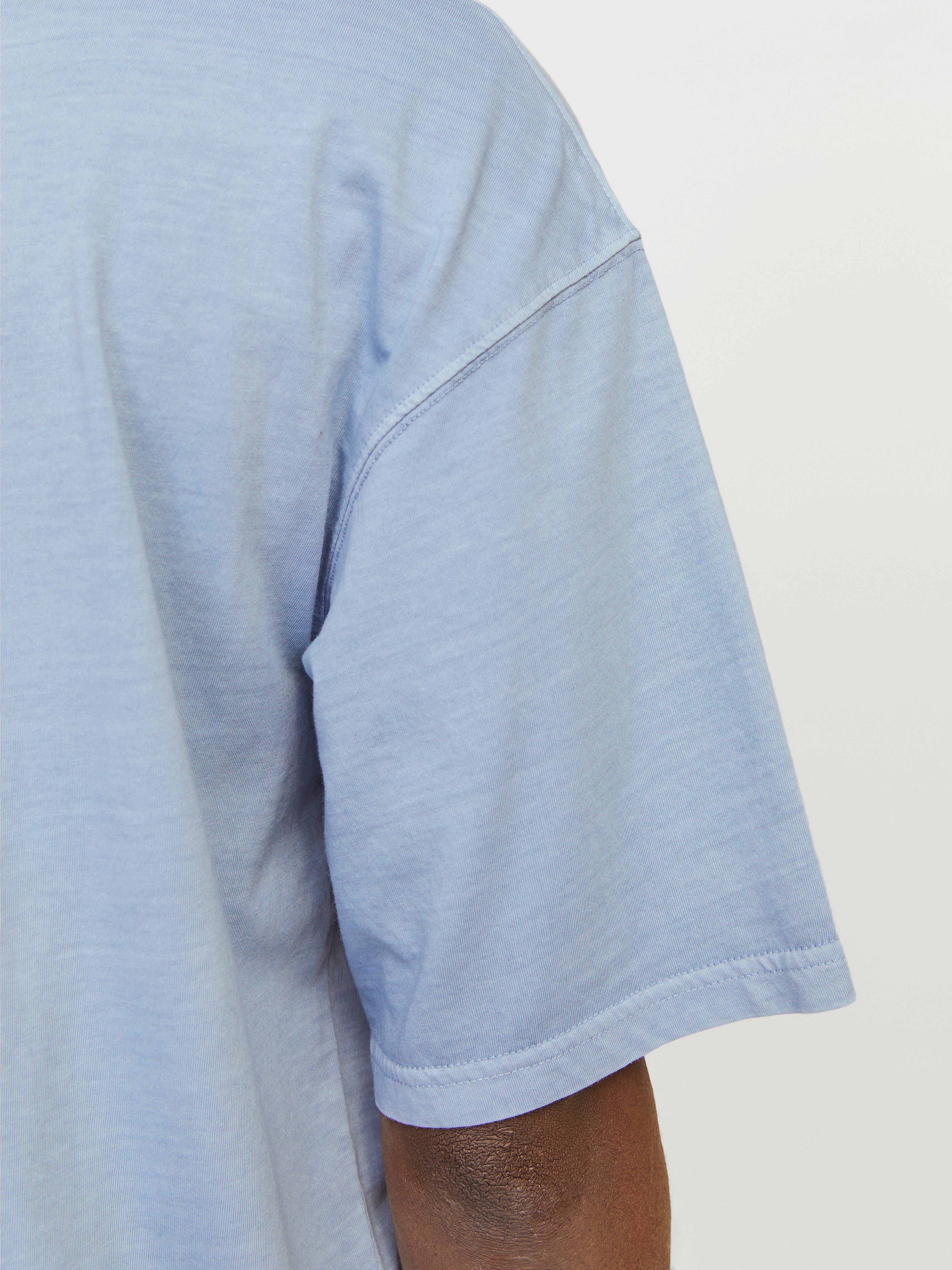 Jack & Jones Rundhalsshirt JJECHARGE FADED TEE O-NECK NOOS mit Rundhalsauss günstig online kaufen