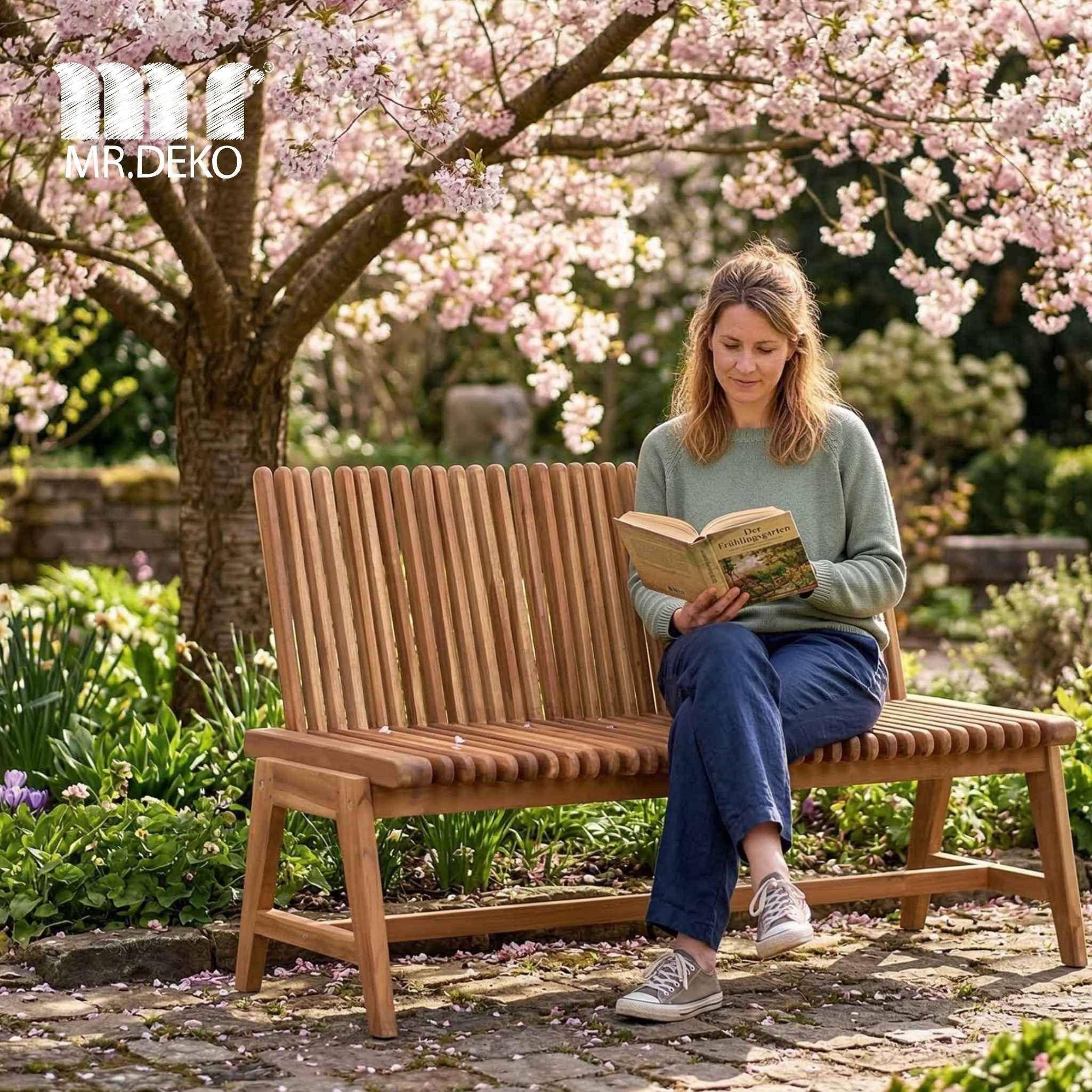 MR.DEKO Gartenbank Leeds Bank aus massivem Teakholz 130 cm mit flexibler Rückenlehne (2-Sitzer Bank, zerlegt geliefert, ideal für Terrasse, 1-St), Massive Sitzbank Garten und Balkon, 250 kg belastbar
