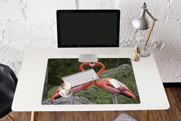 MuchoWow Gaming Mauspad Zwei Flamingos bilden mit ihren Hälsen ein Herz (1-St), Büro für Tastatur und Maus, Mousepad Gaming, 90x60 cm, XXL, Großes