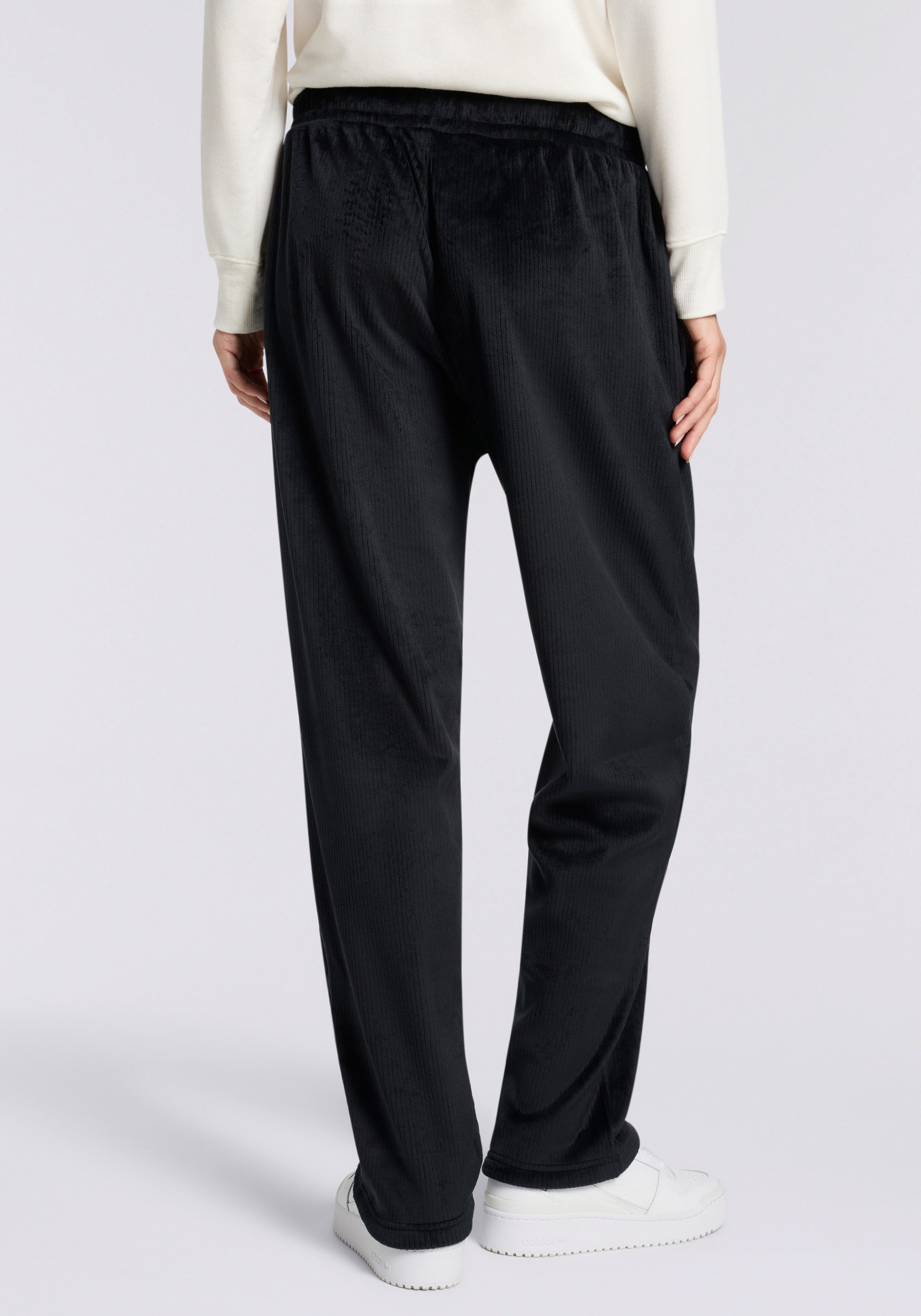 HUGO Sweathose VELVET mit leichtem Glanz günstig online kaufen