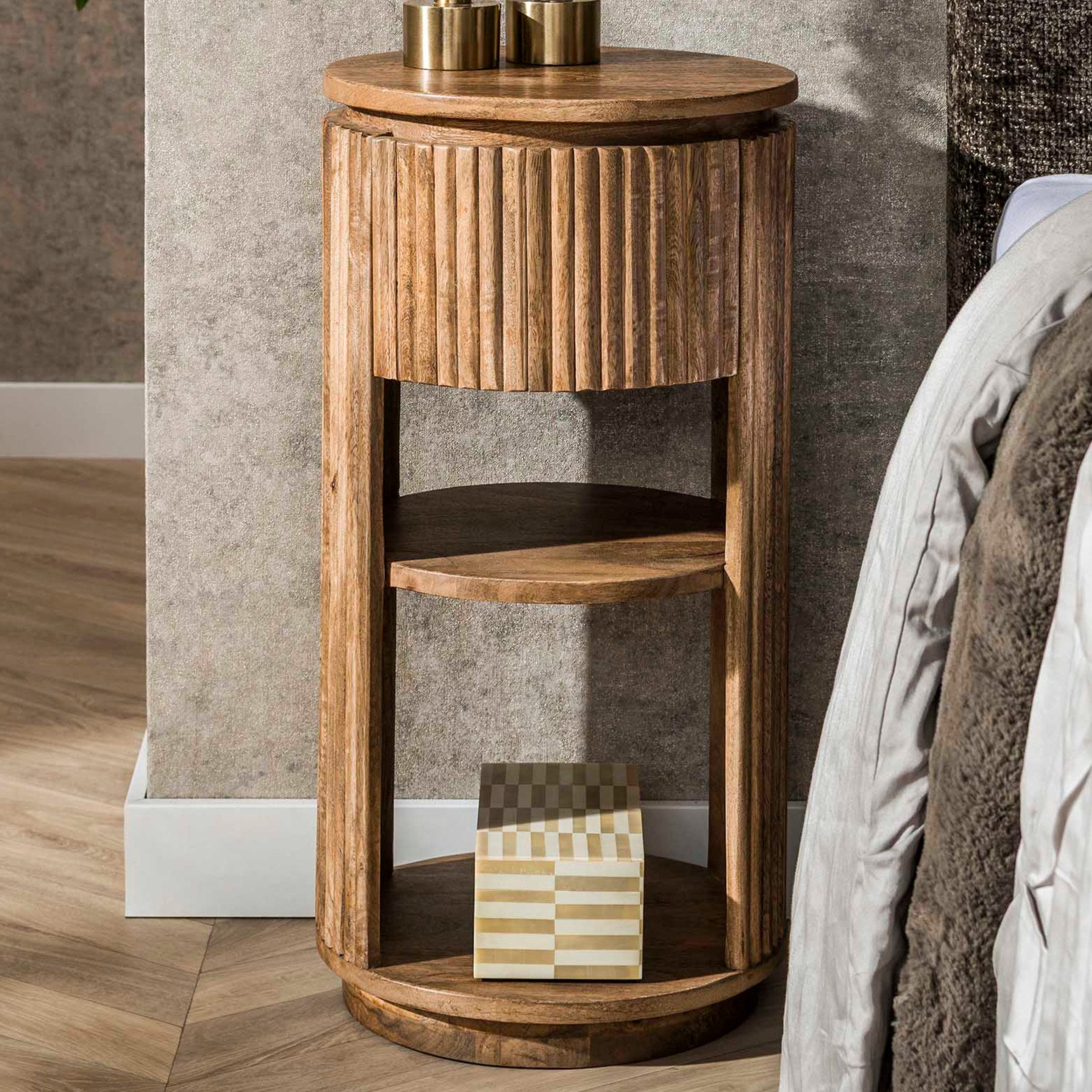 alesvelt Nachttisch WAVE CYLINDER Runde Standkonsole aus Mangoholz mit Rillen-Design (1-Tisch), 30x60cm, Wellen-Design