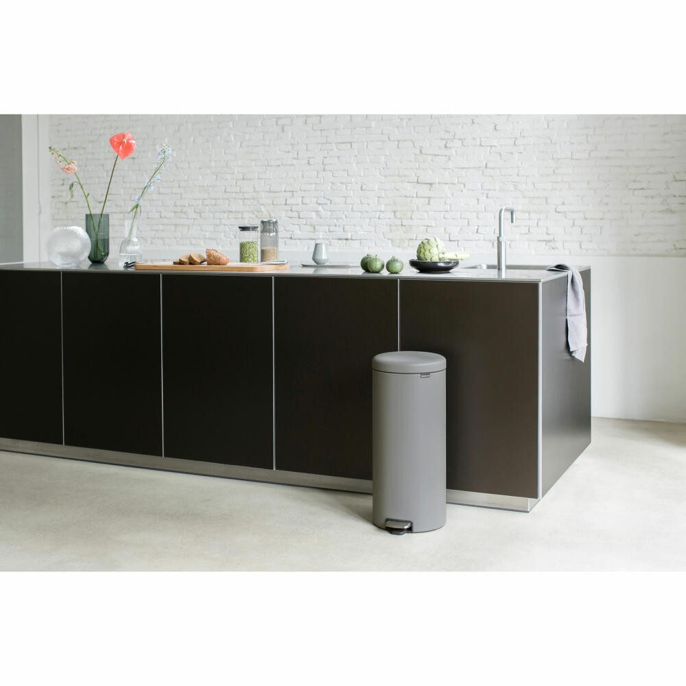Brabantia Mülleimer NewIcon, Mineral Concrete Grey, 30 L