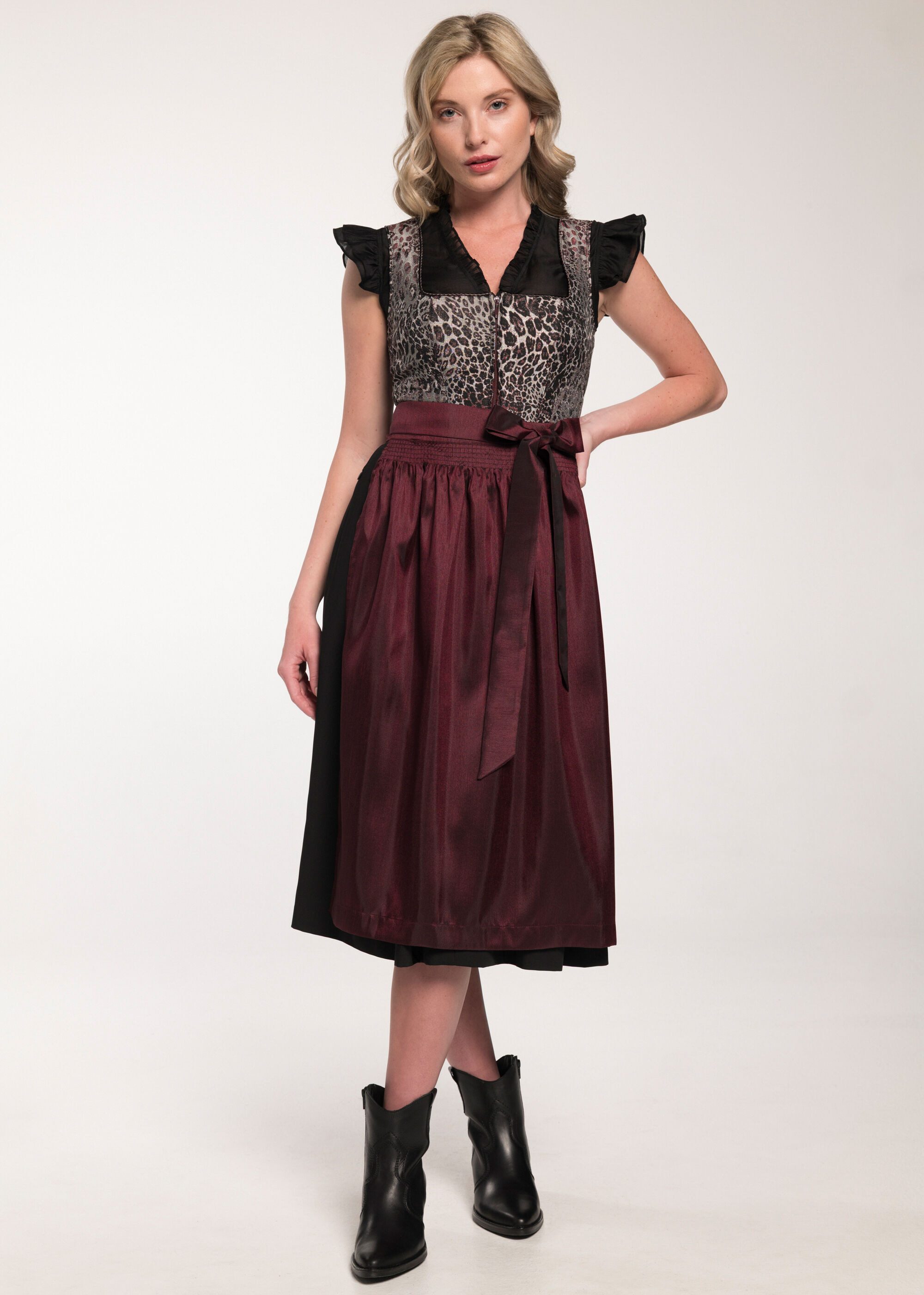 Spieth & Wensky Dirndl Gälin modernes Leo-Muster günstig online kaufen