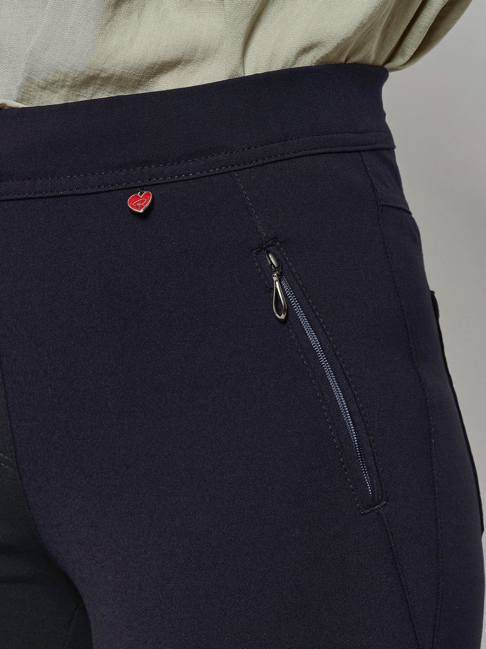 Relaxed by TONI Stretch-Hose Alice Slim mit Zippertaschen