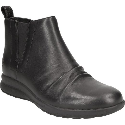 un adorn mid clarks
