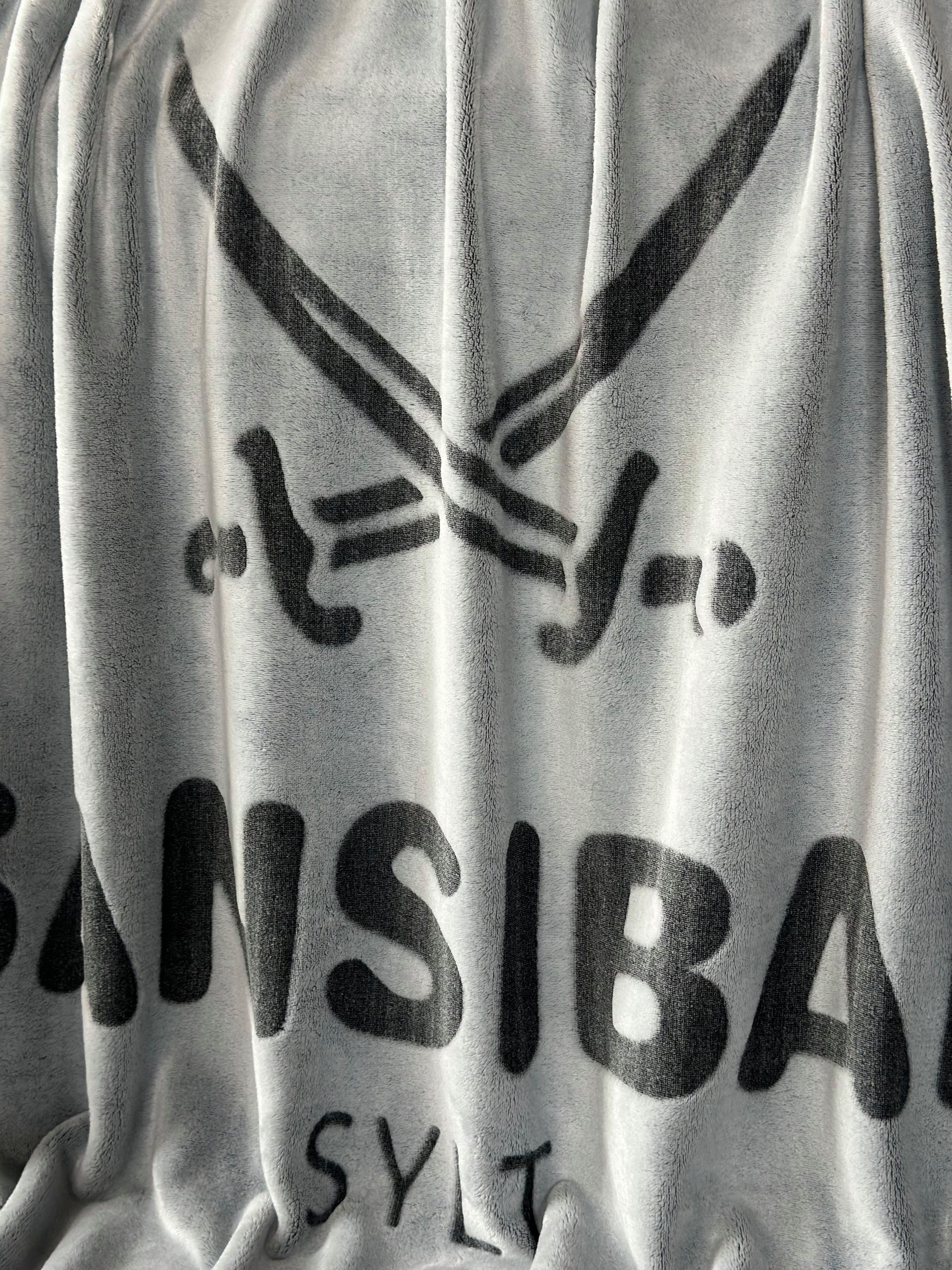 Wohndecke Sansibar Wohndecke im "Hochtief" Design, 150x200 cm, Kuscheldecke, Sansibar Sylt, Im Sansibar Hochtief-Design, Kuscheldecke, pflegeleicht