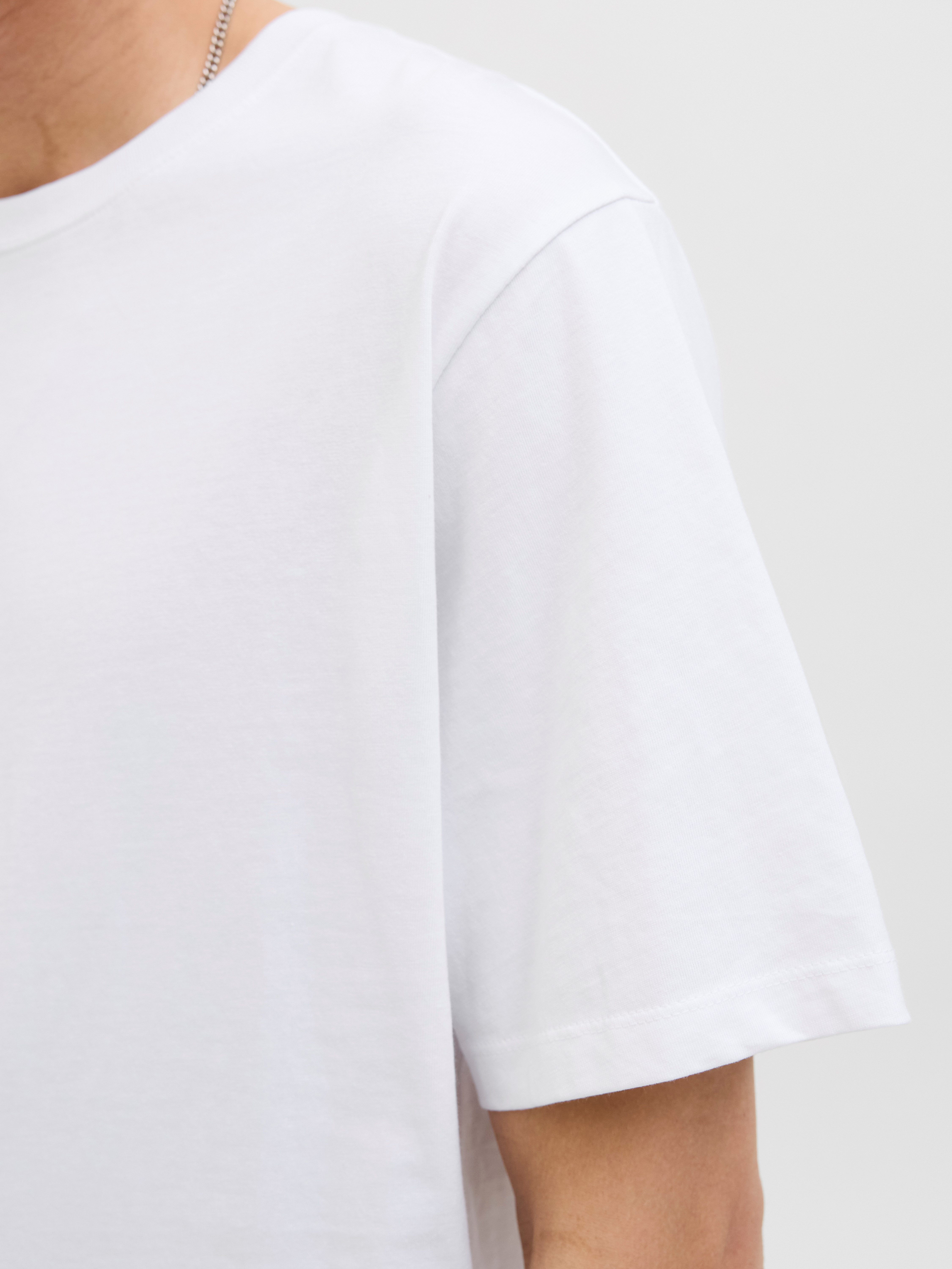 Jack & Jones Print-Shirt JORTAVIRA POSTER TEE SS CREW NECK mit Backprint günstig online kaufen