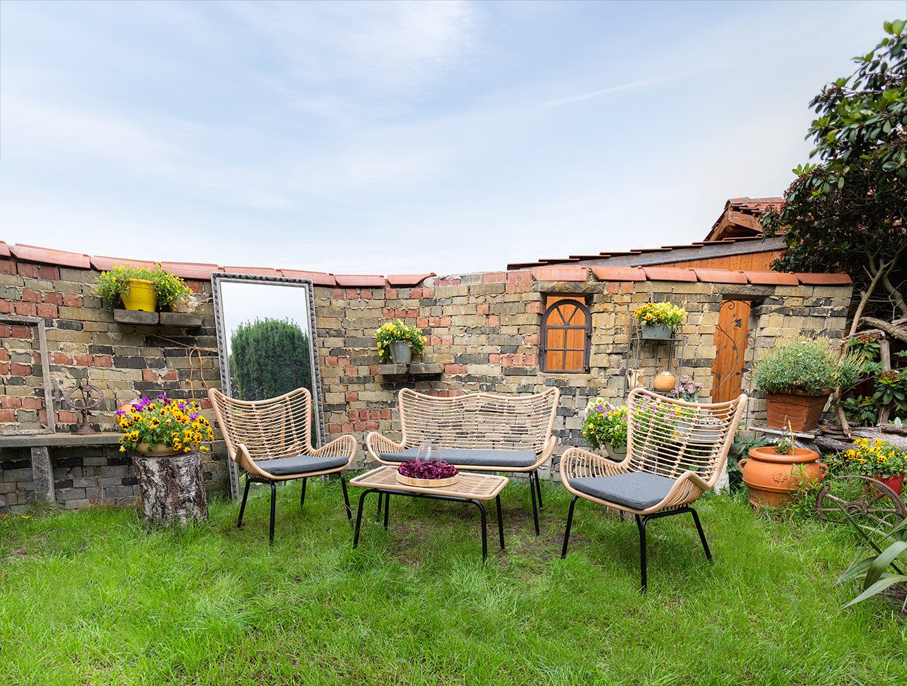 acamp Gartenlounge-Set Polyrattan Sitzgruppe 4-teilig, Stahl, Sicherheitsglas, wetterfest, (Spar-Set, 4-tlg., 4-teilig: Bank, 2 Sessel & Tisch), wetterfest, pflegeleicht, FlexMesh Polyrattan, Sicherheitsglas