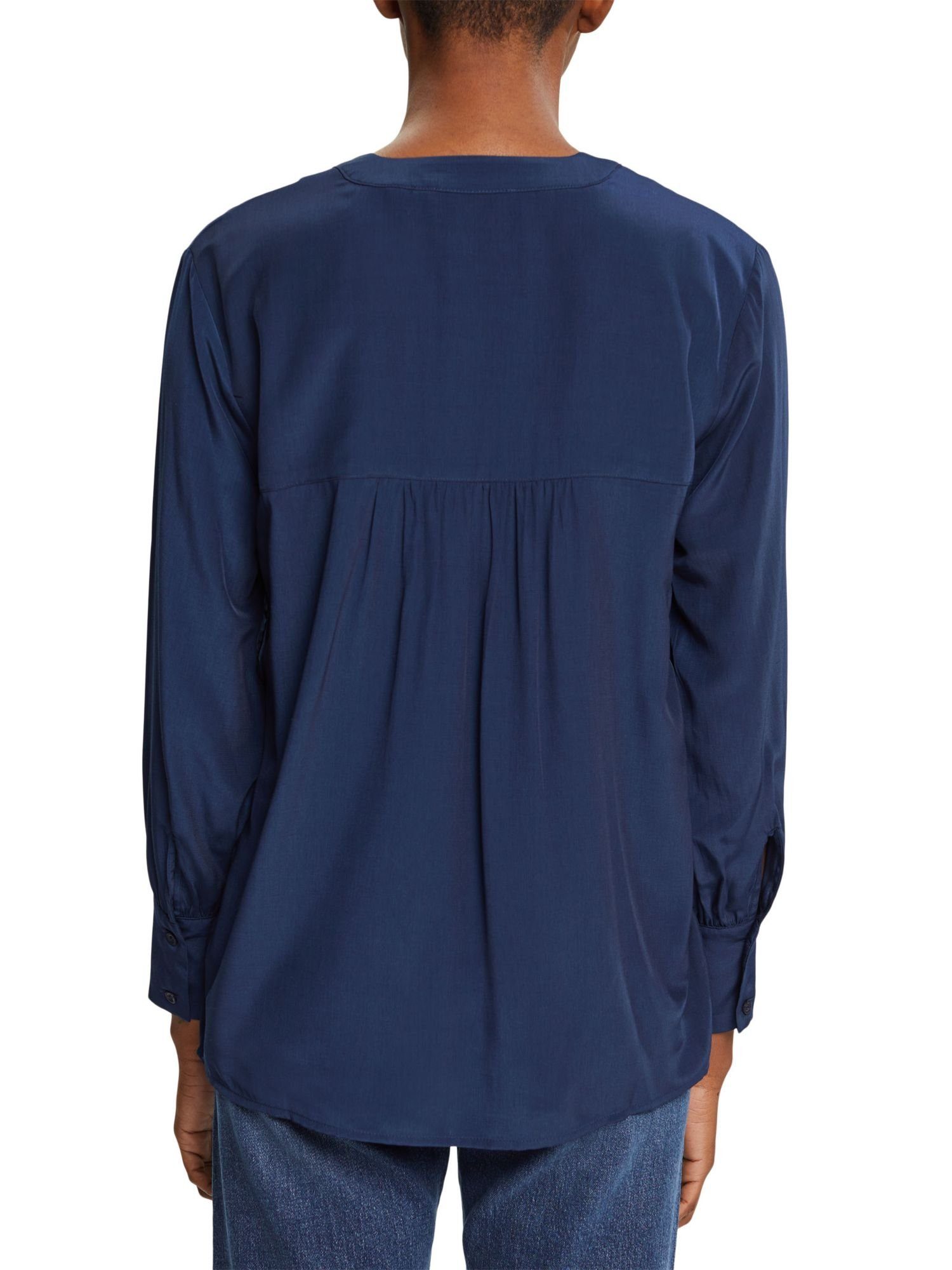 Esprit Langarmbluse Bluse mit ECOVERO™ LENZING™ NAVY V-Neck