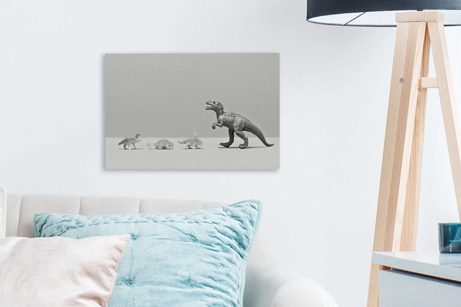 OneMillionCanvasses® 30x20 einen Wanddeko, Leinwandbild auf Wandbild Leinwandbilder, Kleine schwarz, St), - (1 Dino cm großen Spielzeugdinosaurier Aufhängefertig, treffen