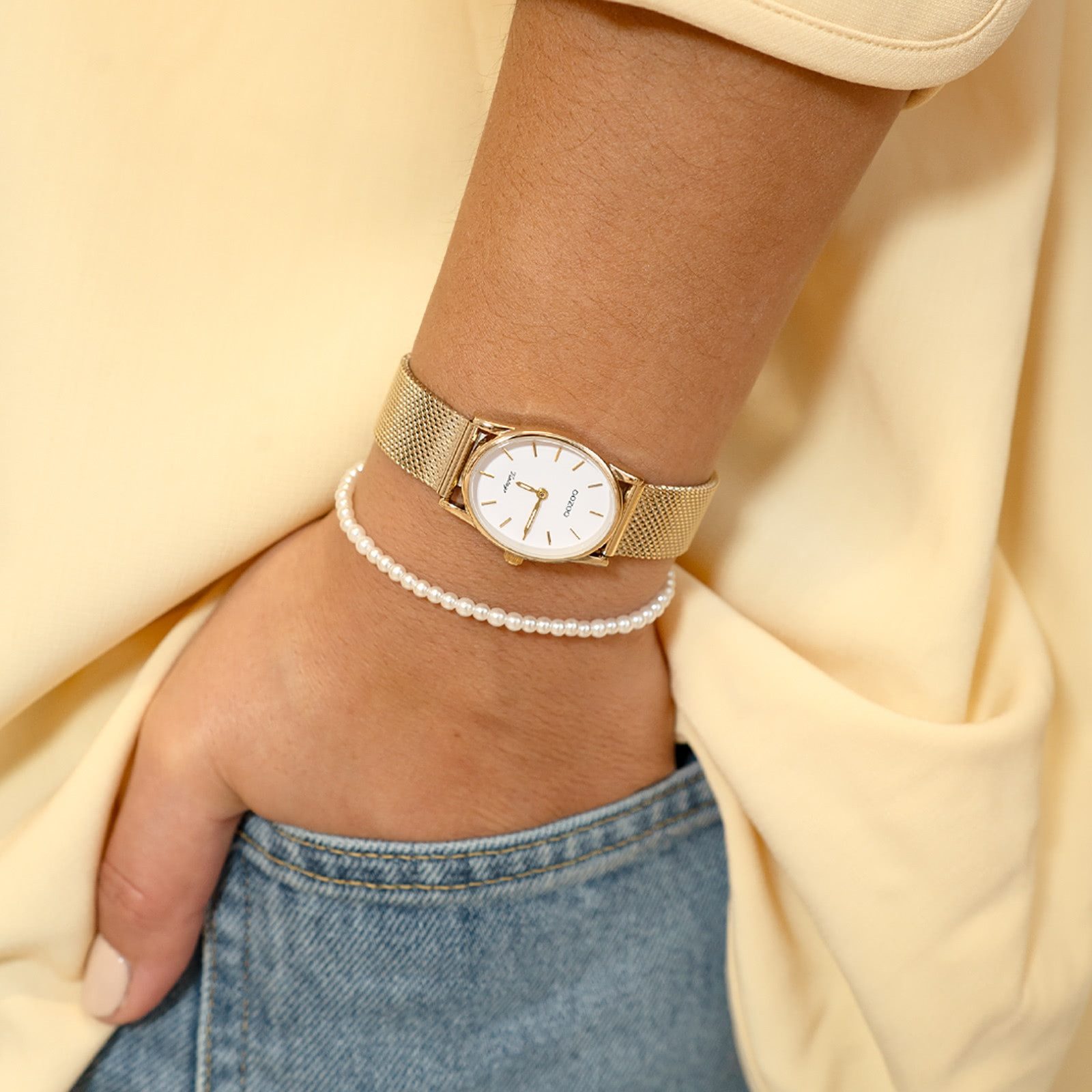 OOZOO Quarzuhr Oozoo Damen Armbanduhr Vintage Series, (Analoguhr), Damenuhr oval, klein (ca. 22,5x28mm) Metall, Mesharmband, Casual-Style