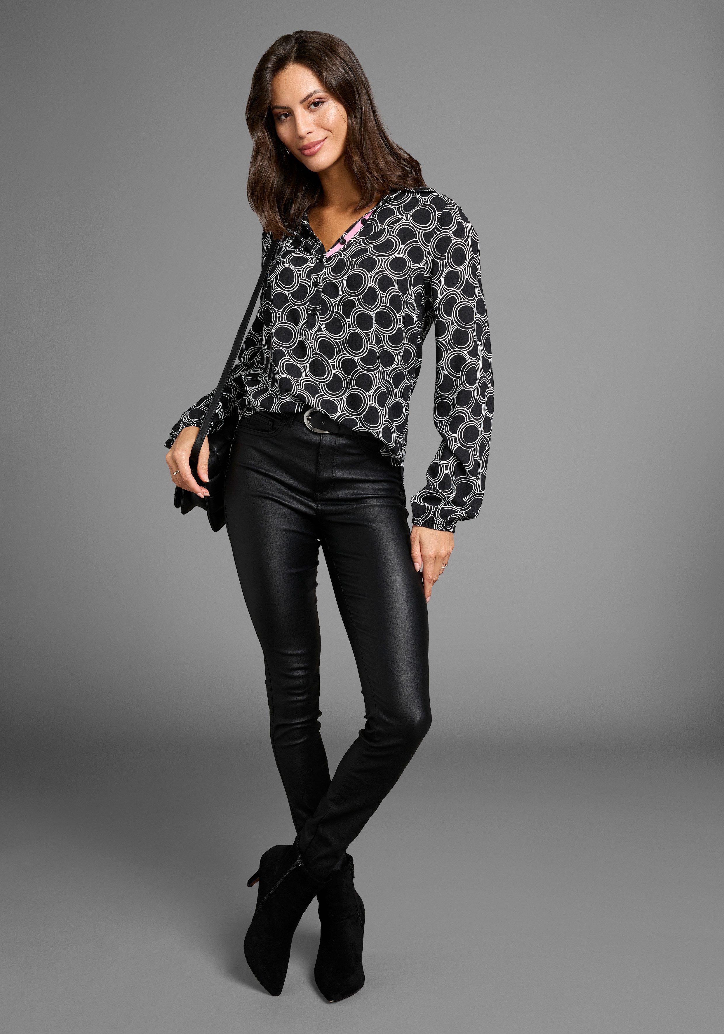 Zum Outfit 3
