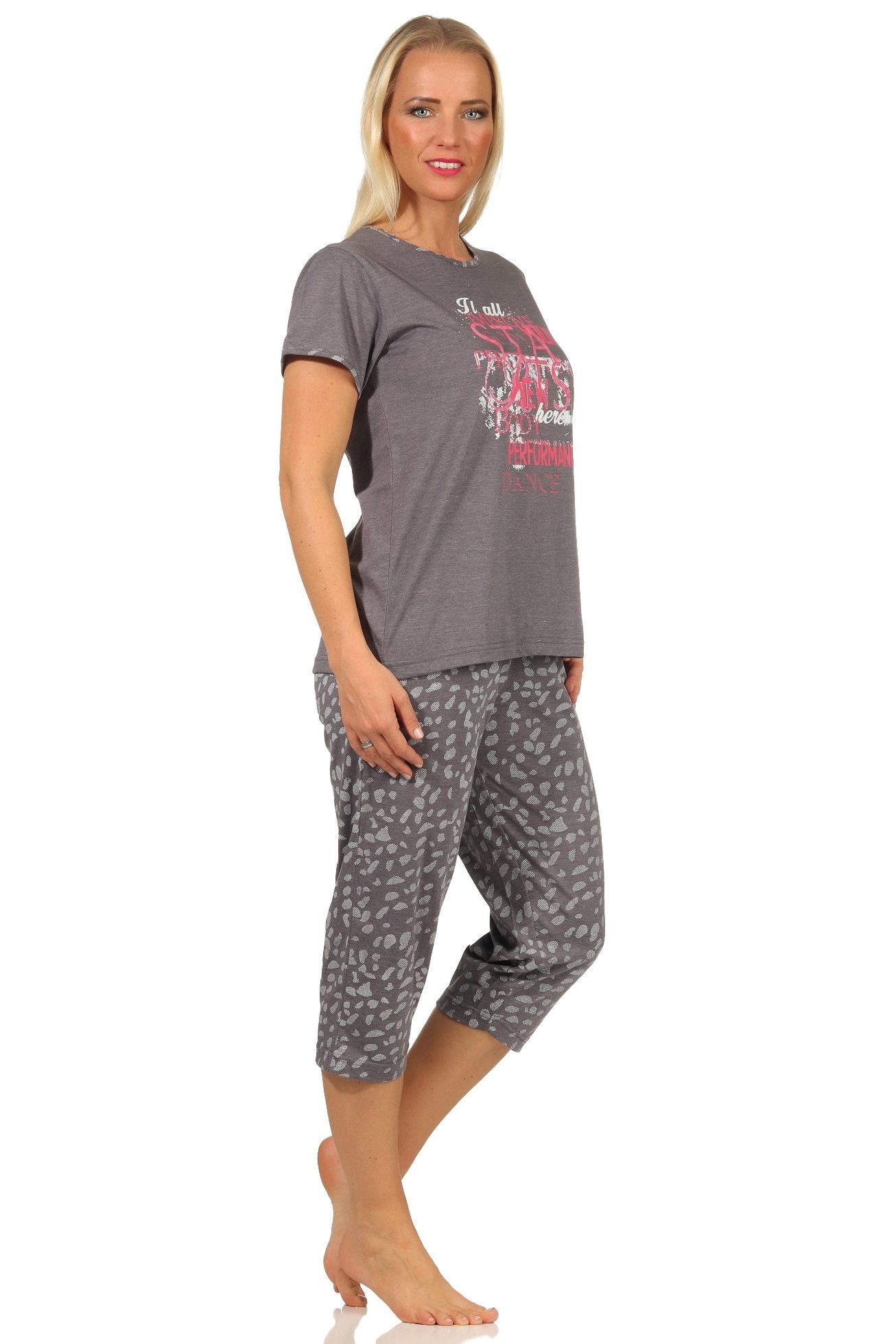 RELAX by Capri tollem Damen Pyjama mit Schlafanzug und Caprihose kurzarm grau Frontprint Normann